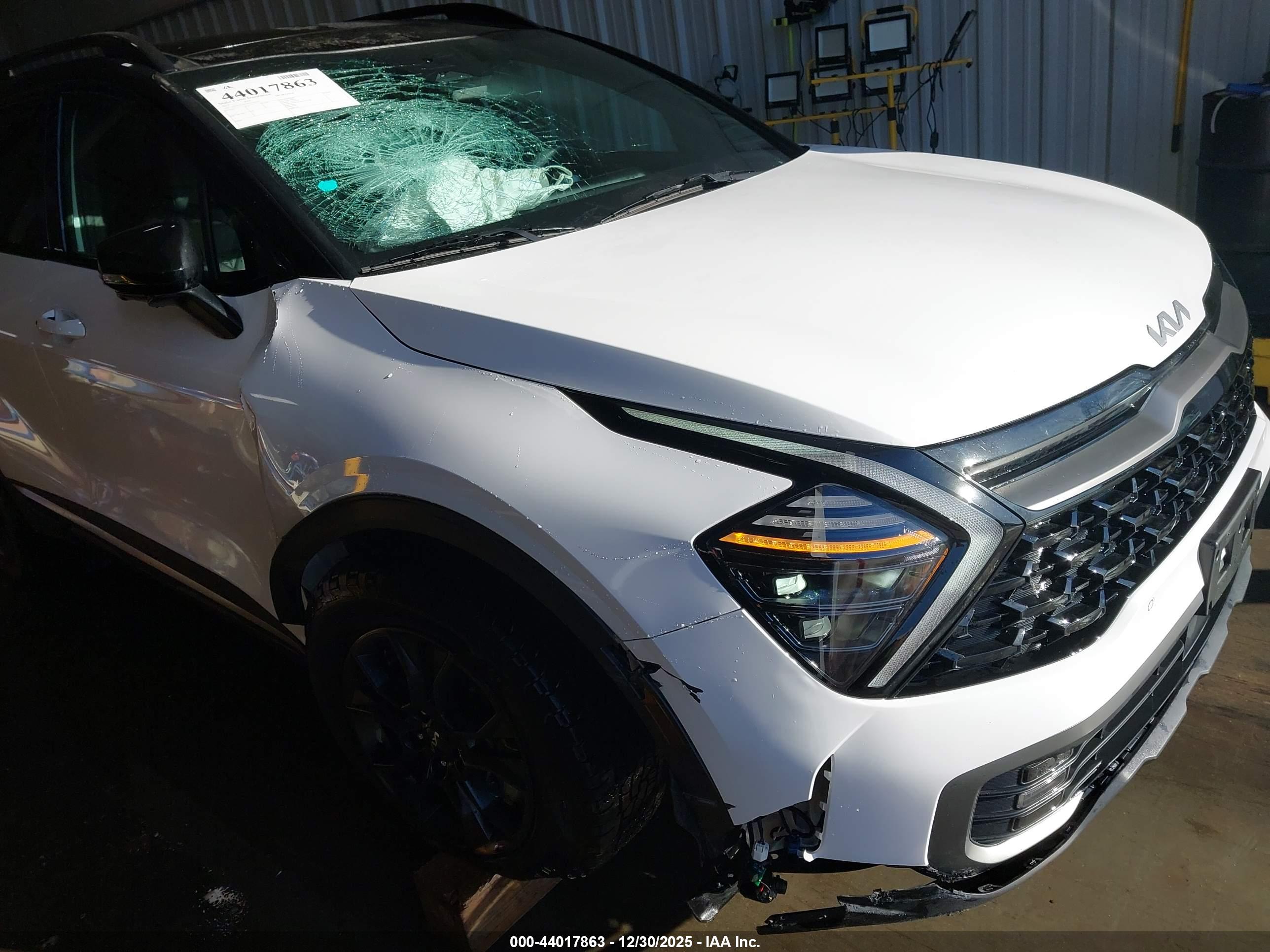 KIA SPORTAGE image 6