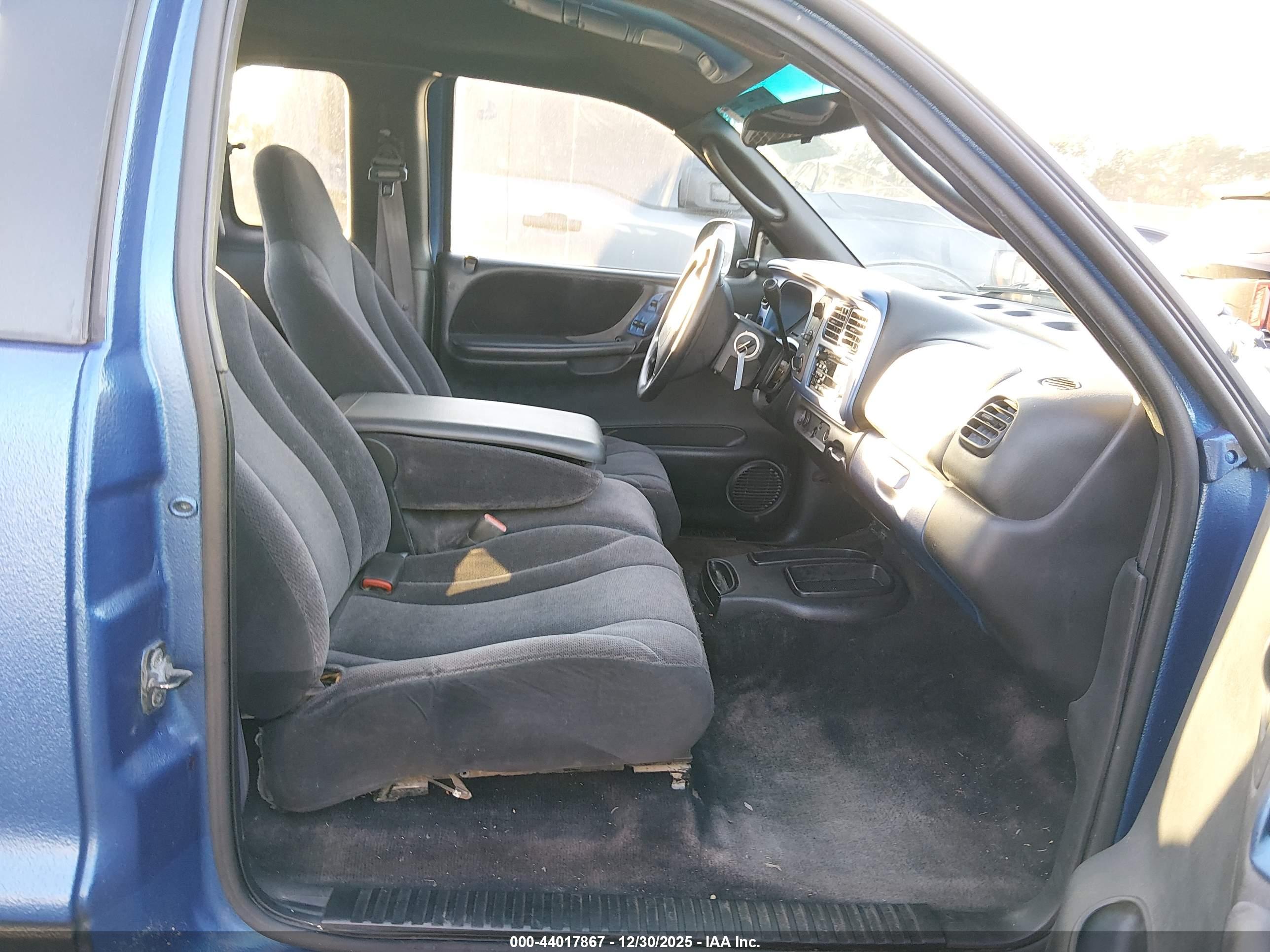 DODGE DAKOTA image 5