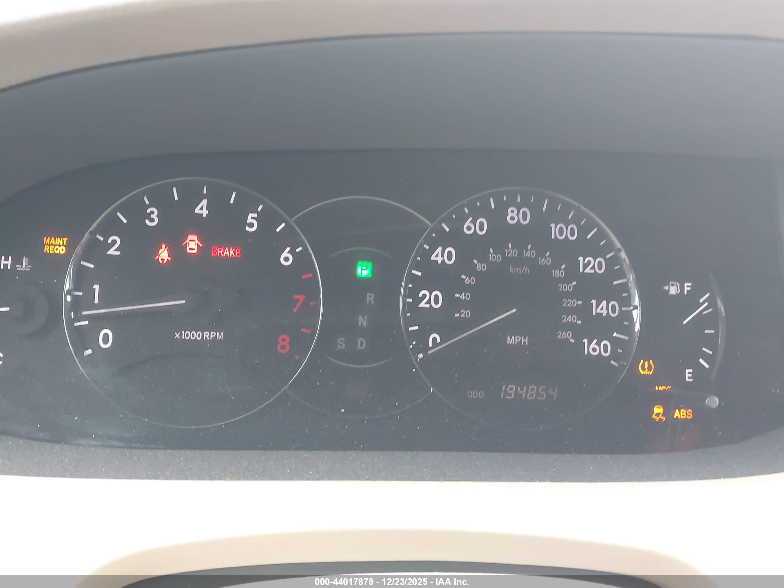 TOYOTA AVALON image 7
