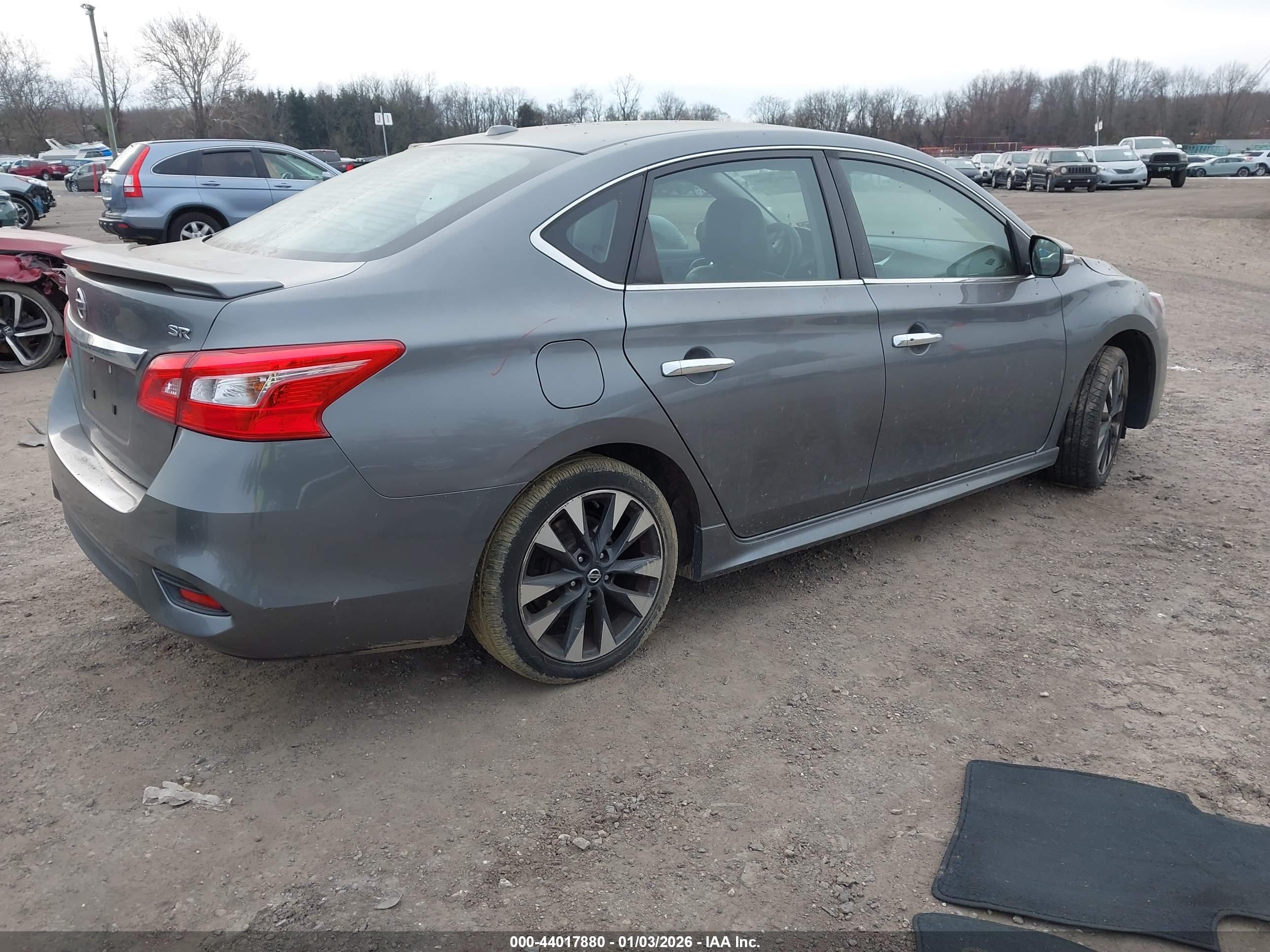 NISSAN SENTRA image 4