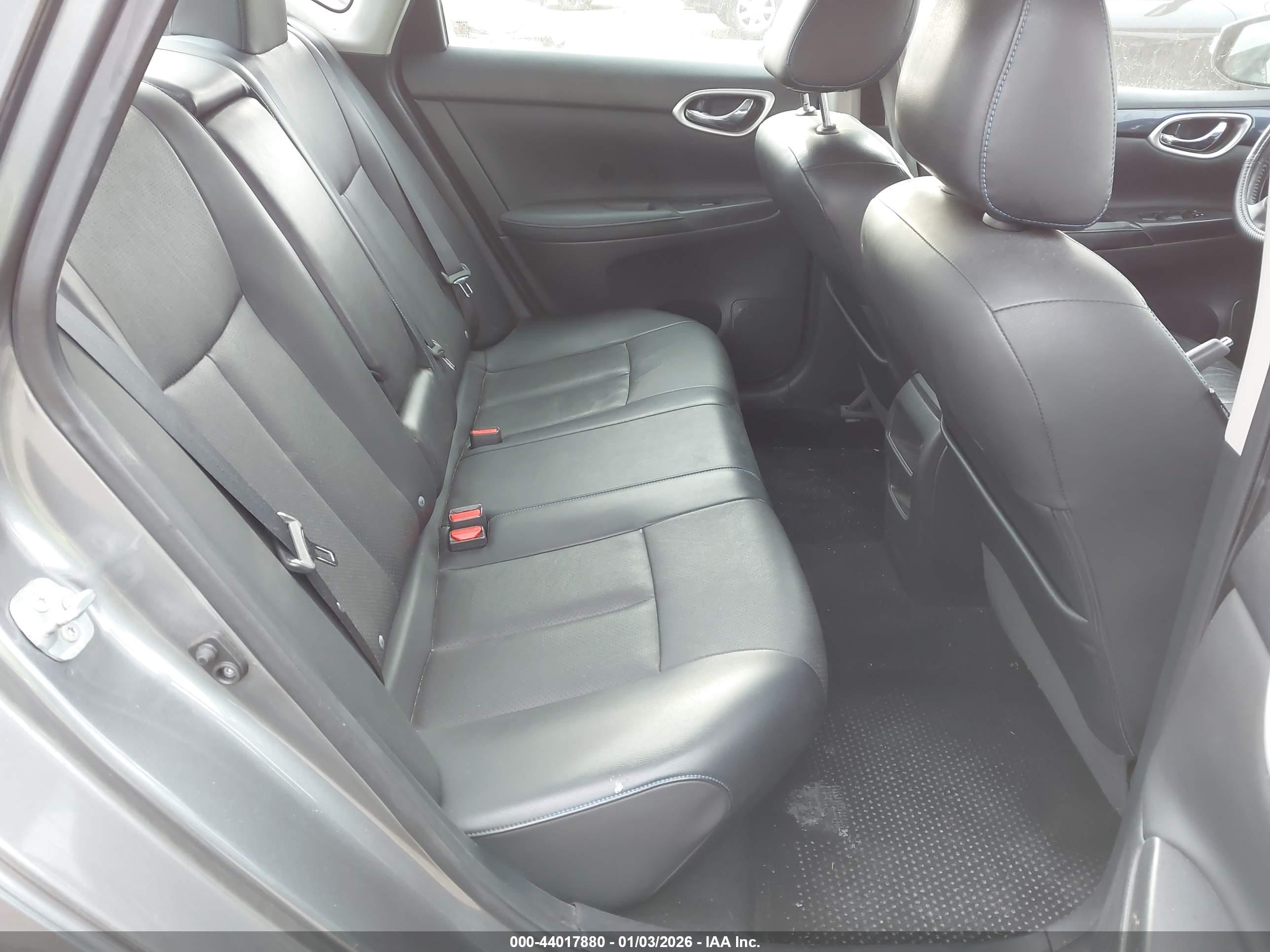 NISSAN SENTRA image 8