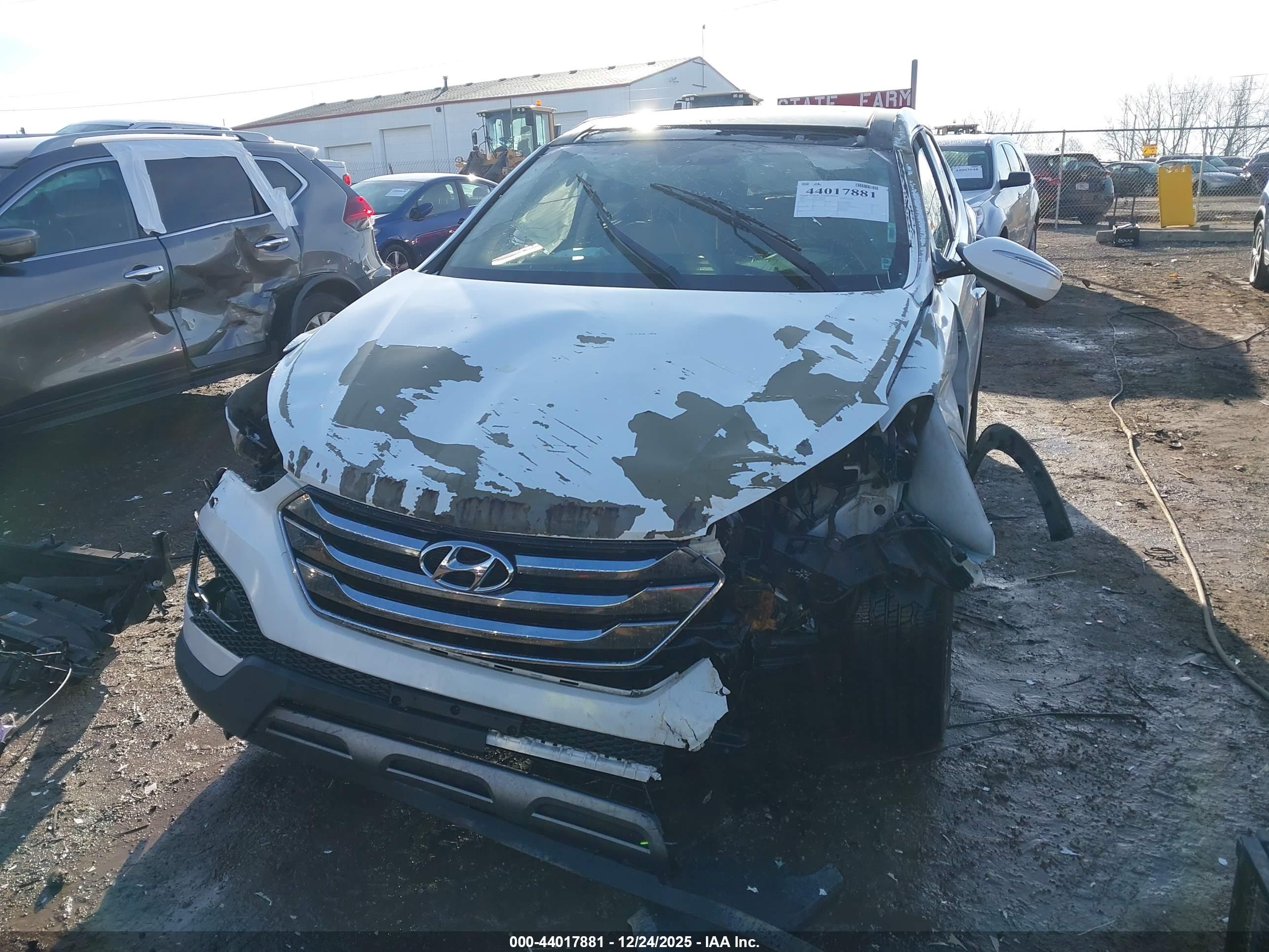 HYUNDAI SANTA image 6