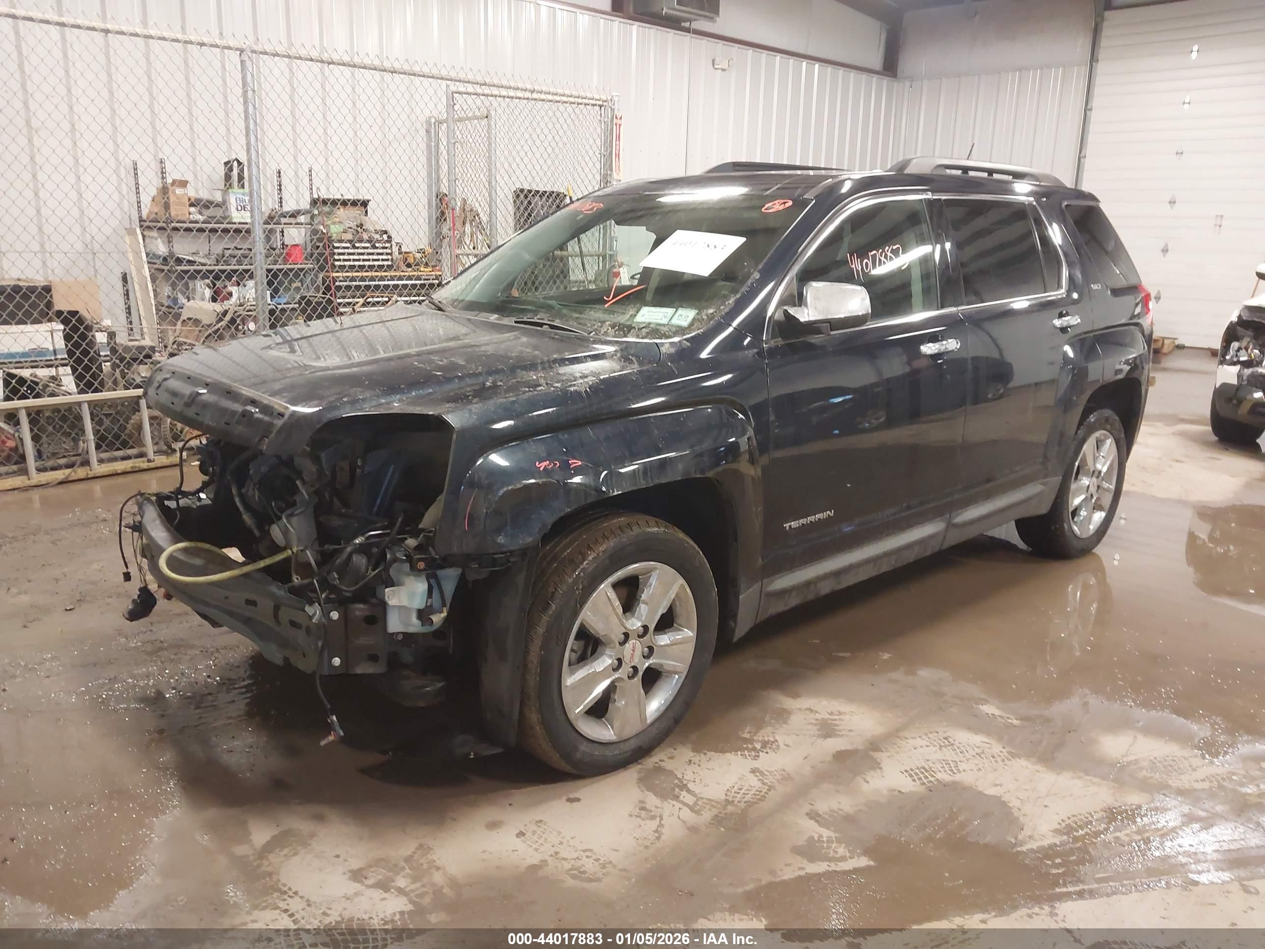 GMC TERRAIN image 2