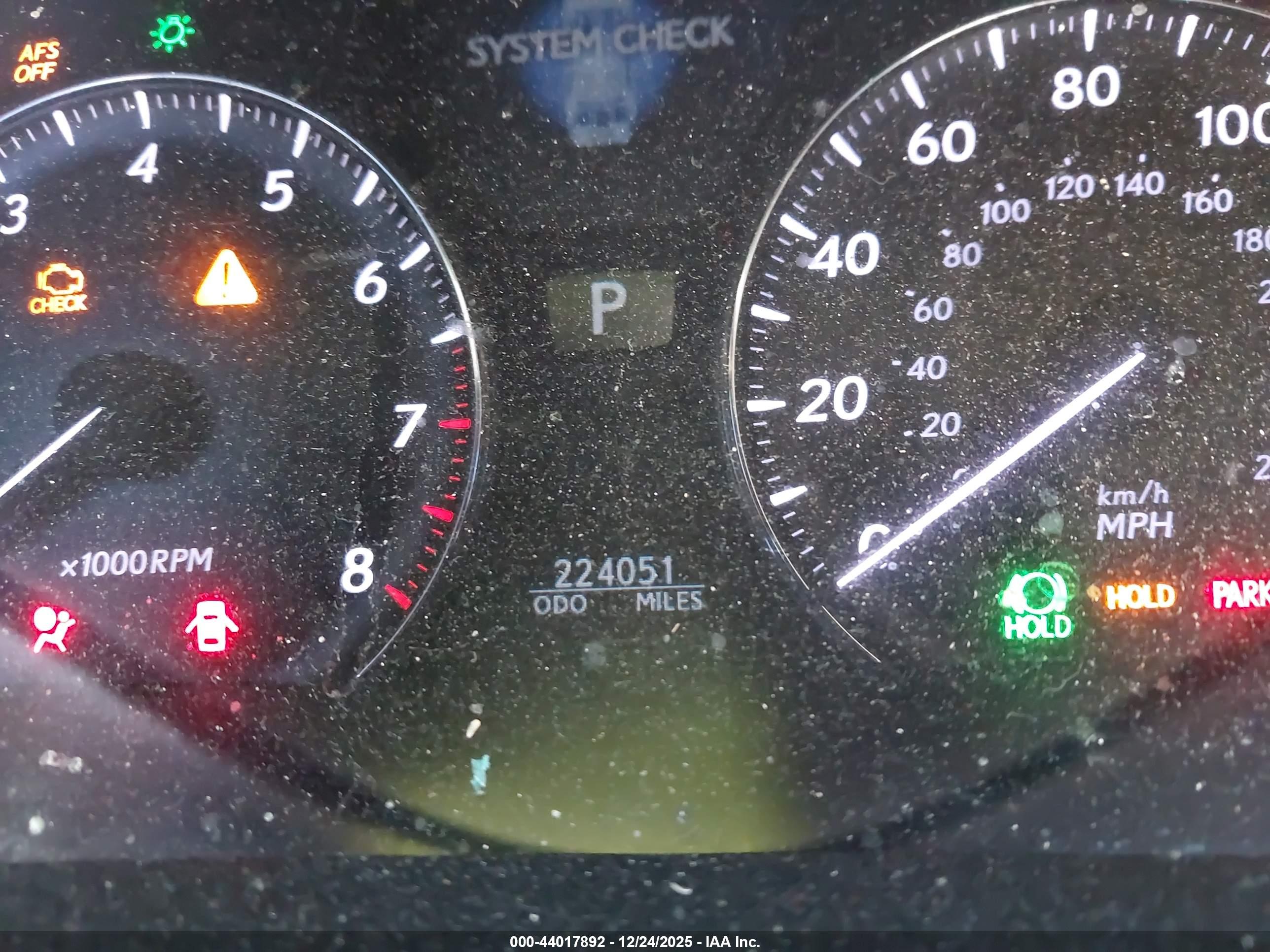 LEXUS LS image 7