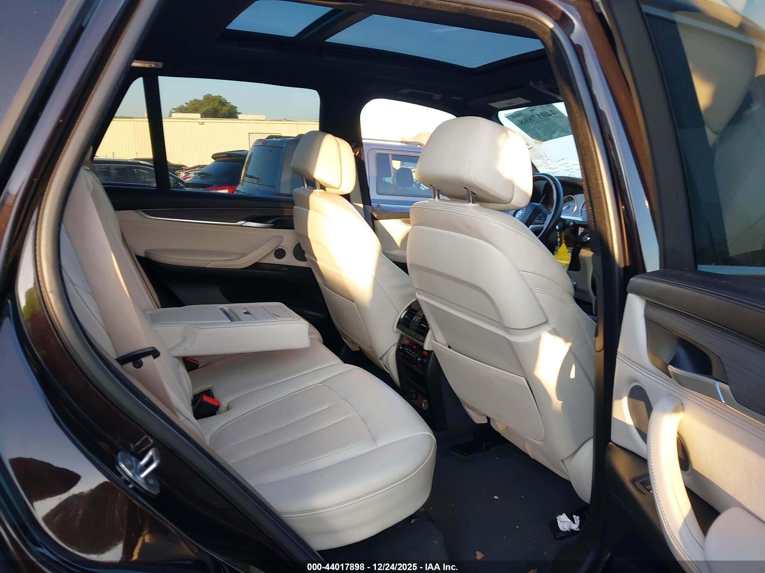 BMW X5 image 8