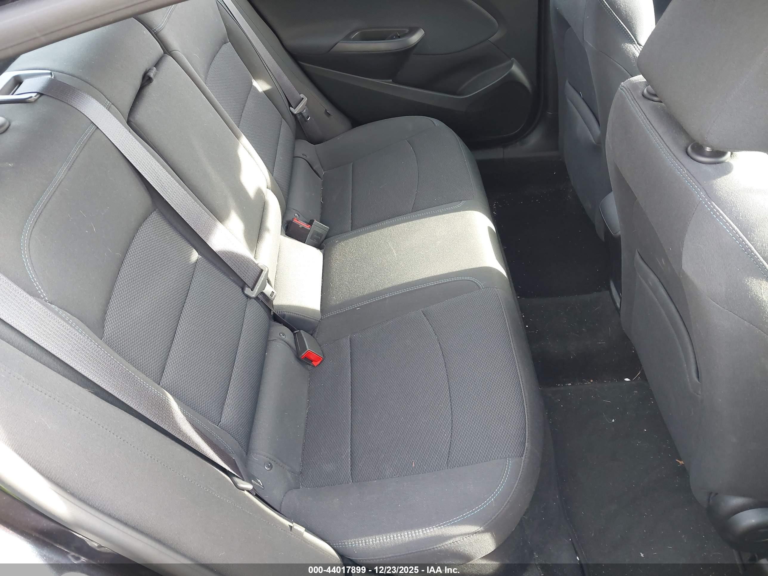 CHEVROLET CRUZE image 8