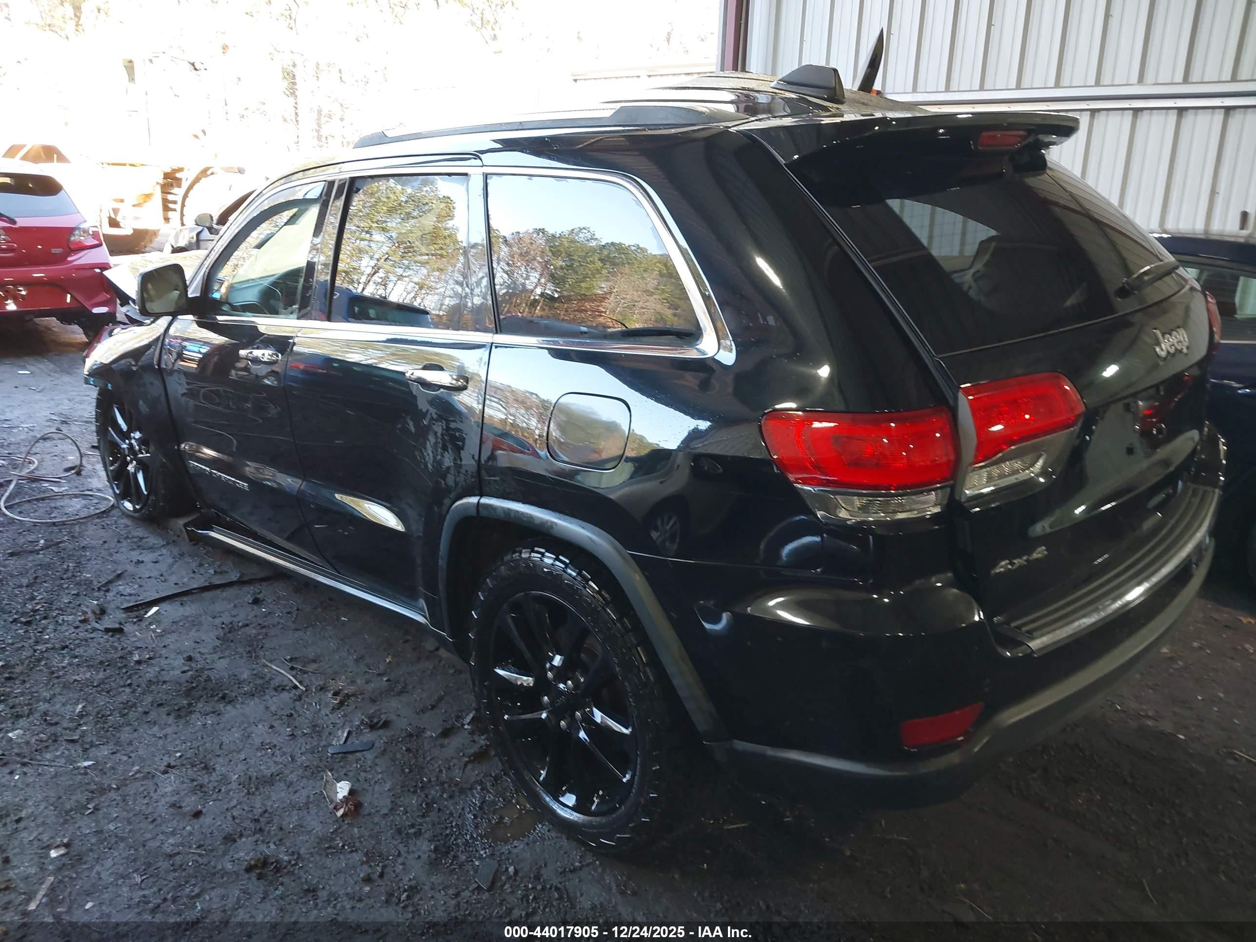 JEEP GRAND image 3