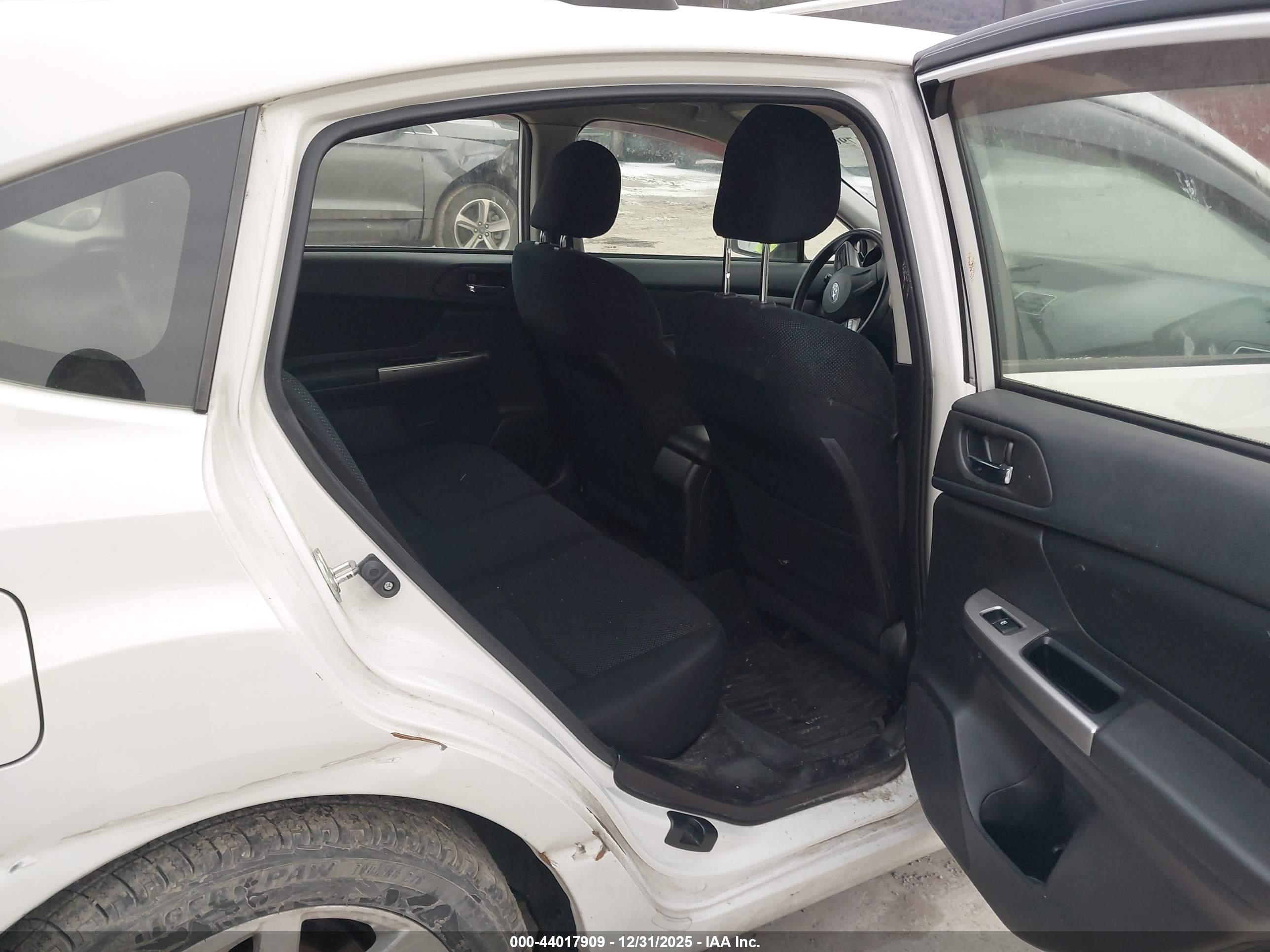 SUBARU IMPREZA image 8