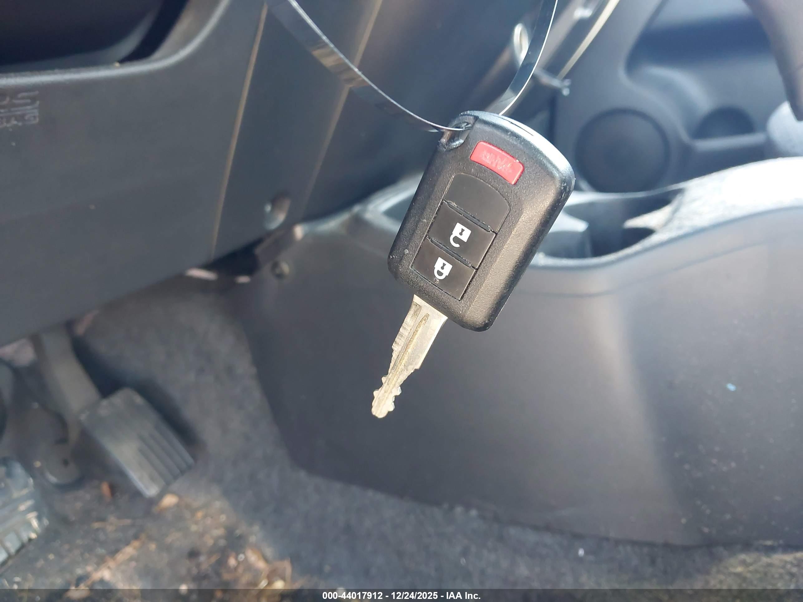 MITSUBISHI MIRAGE image 11