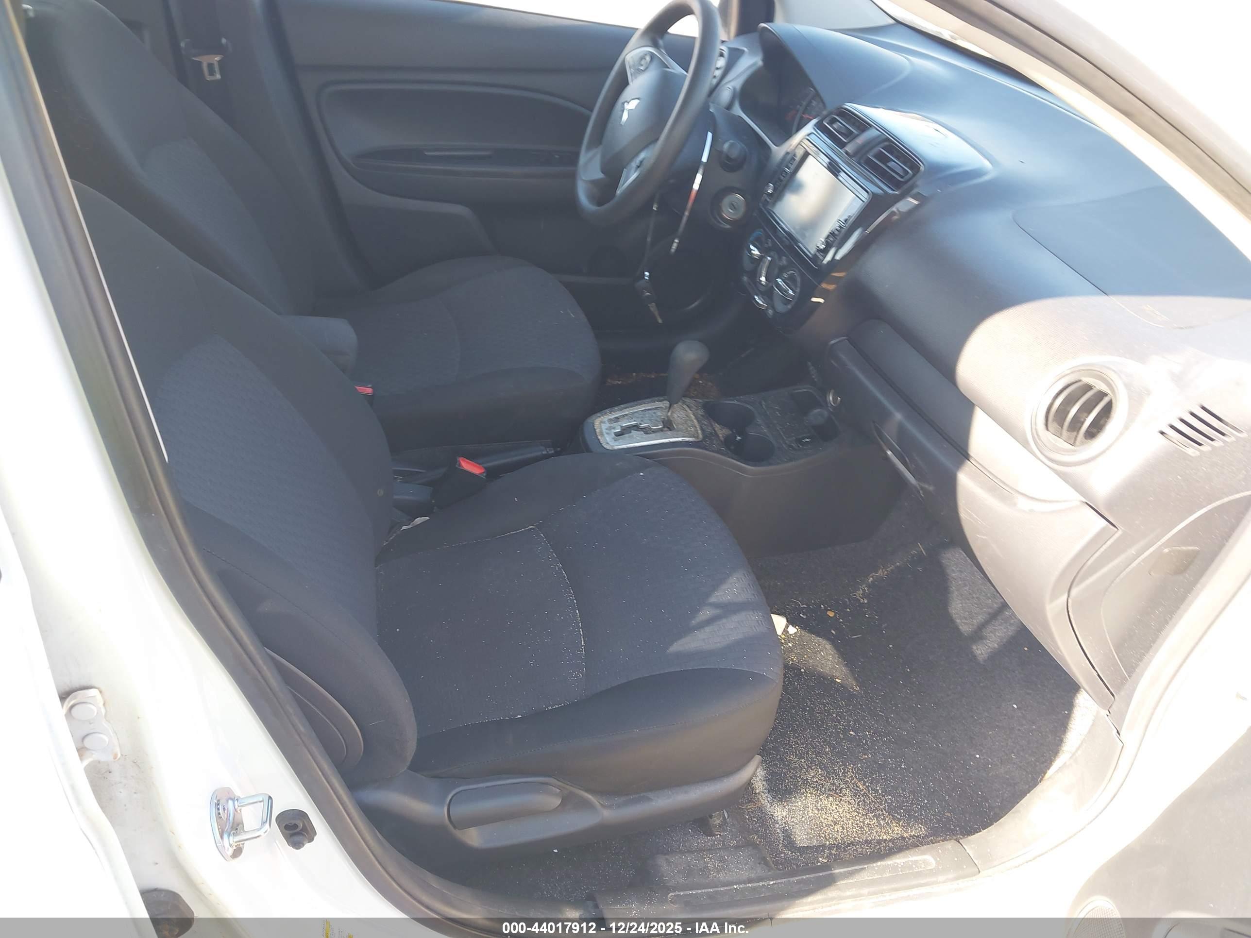 MITSUBISHI MIRAGE image 5