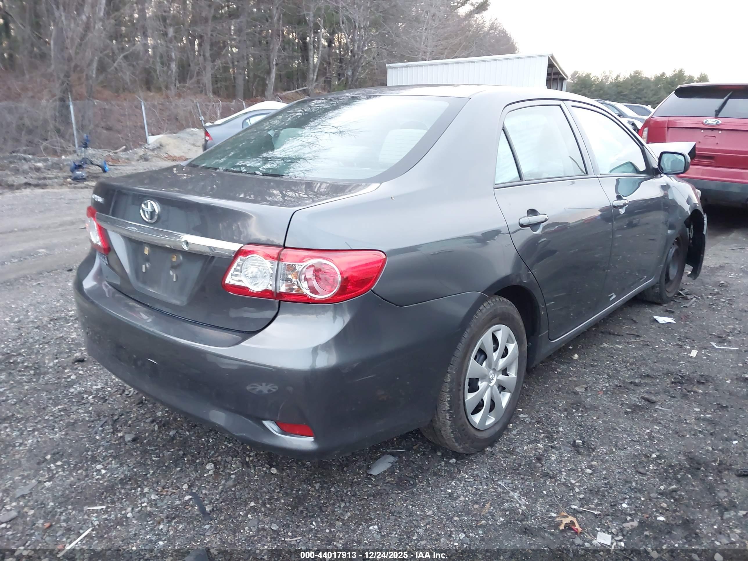 TOYOTA COROLLA image 4