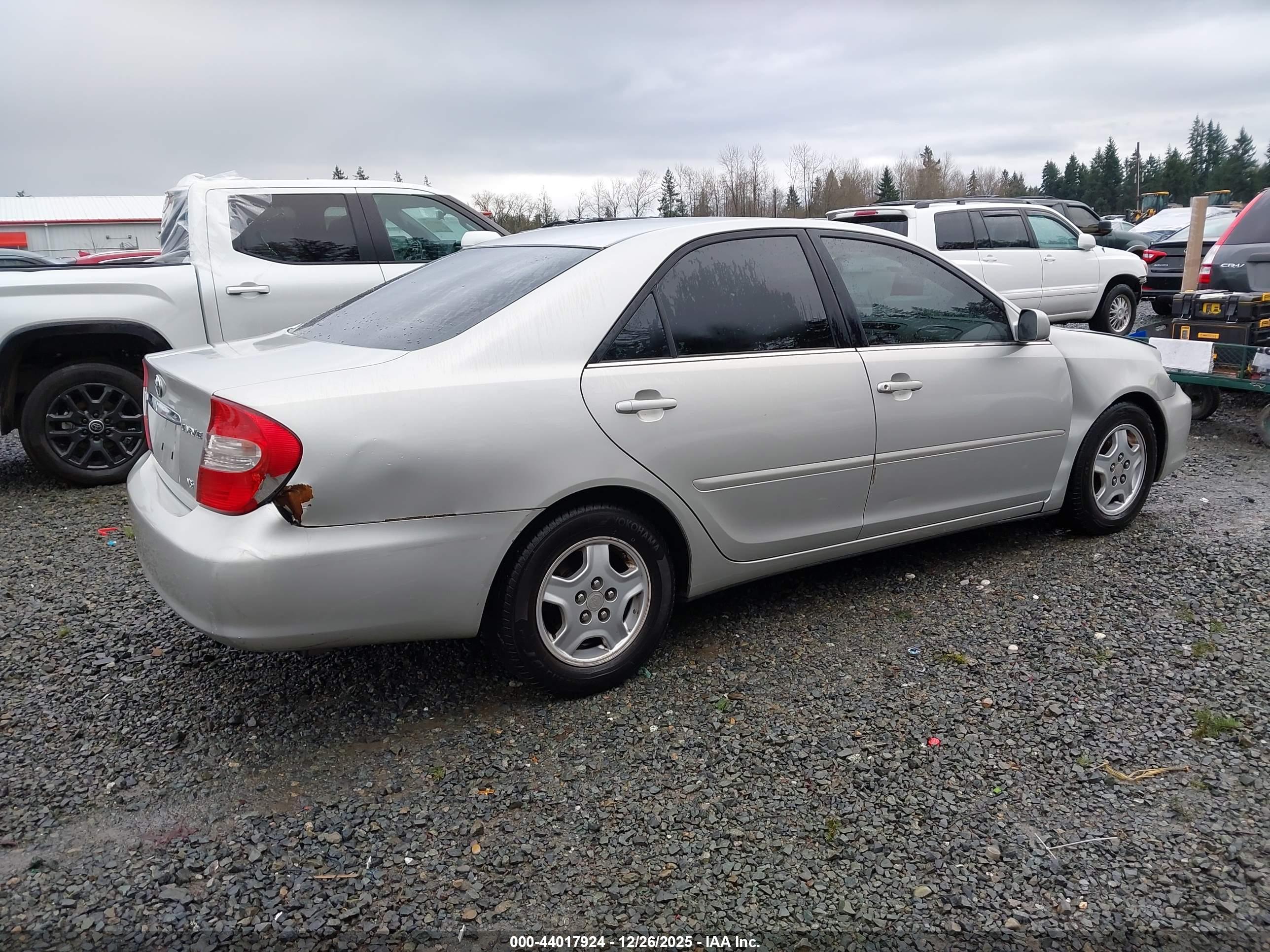 TOYOTA CAMRY image 4