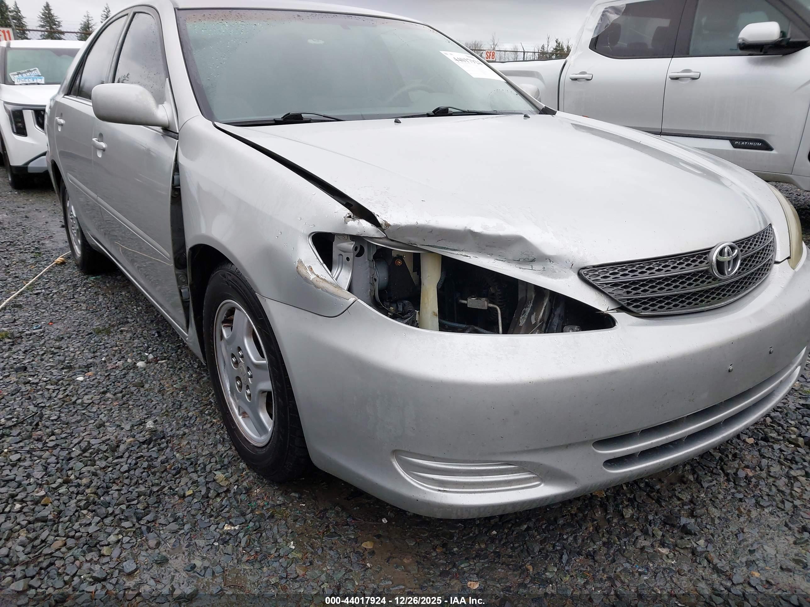 TOYOTA CAMRY image 6