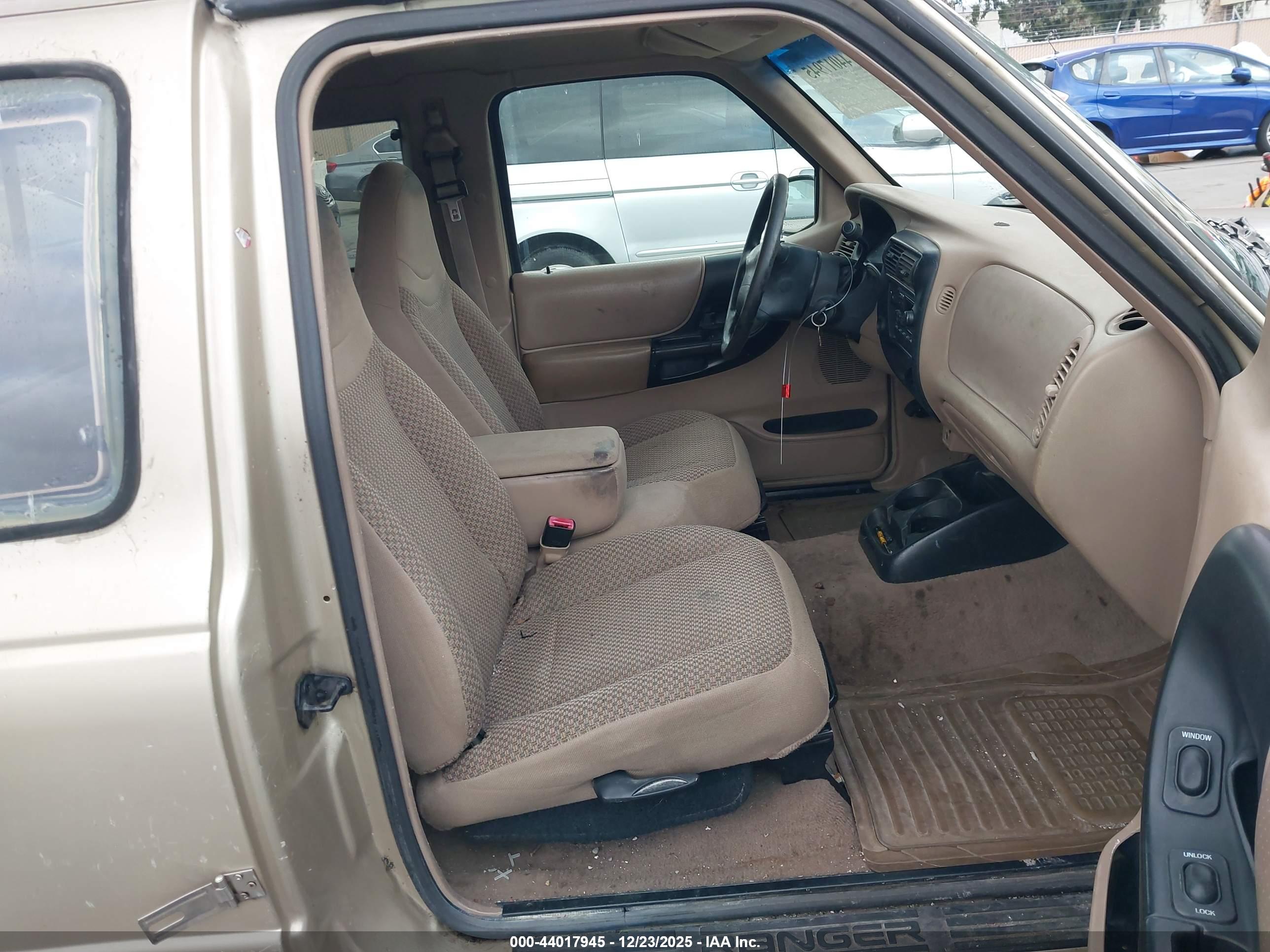 FORD RANGER image 5