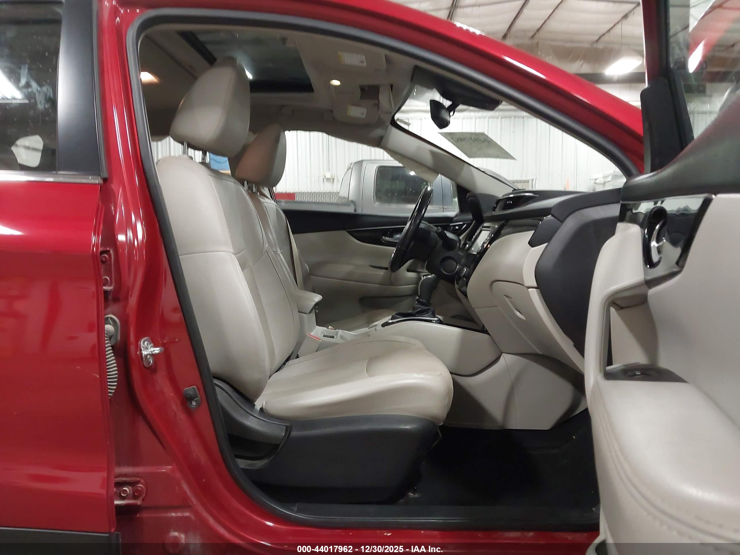 NISSAN ROGUE image 5
