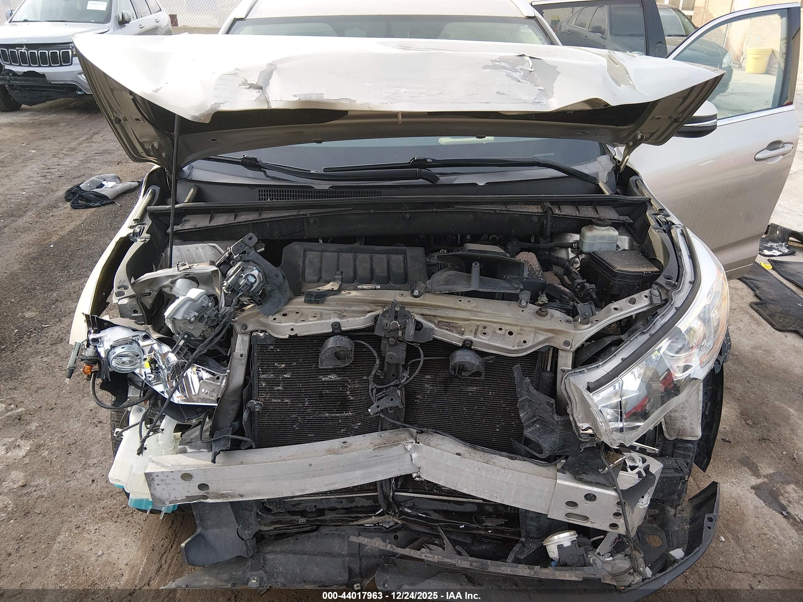 TOYOTA HIGHLANDER image 6