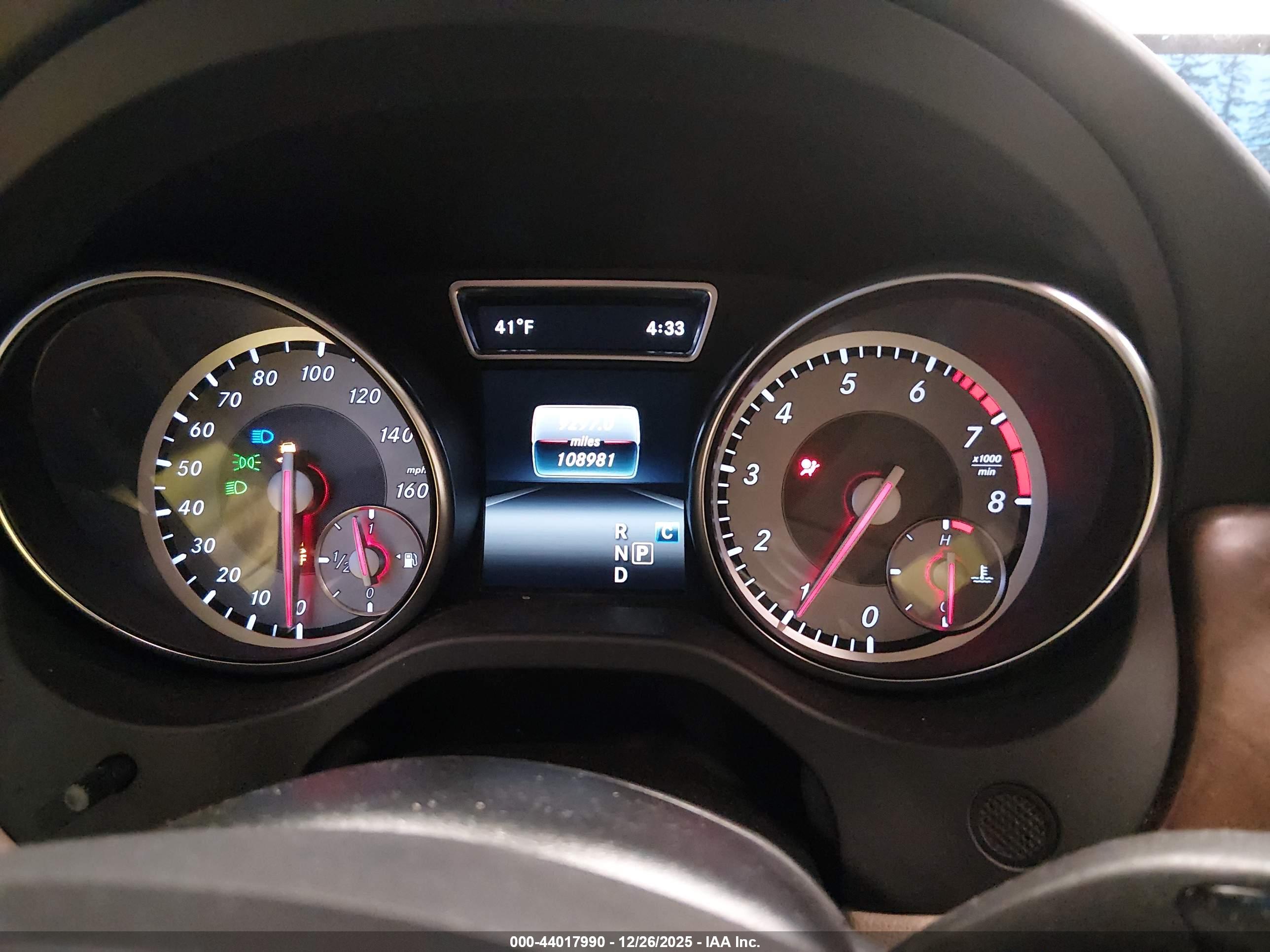 MERCEDES-BENZ GLA image 7