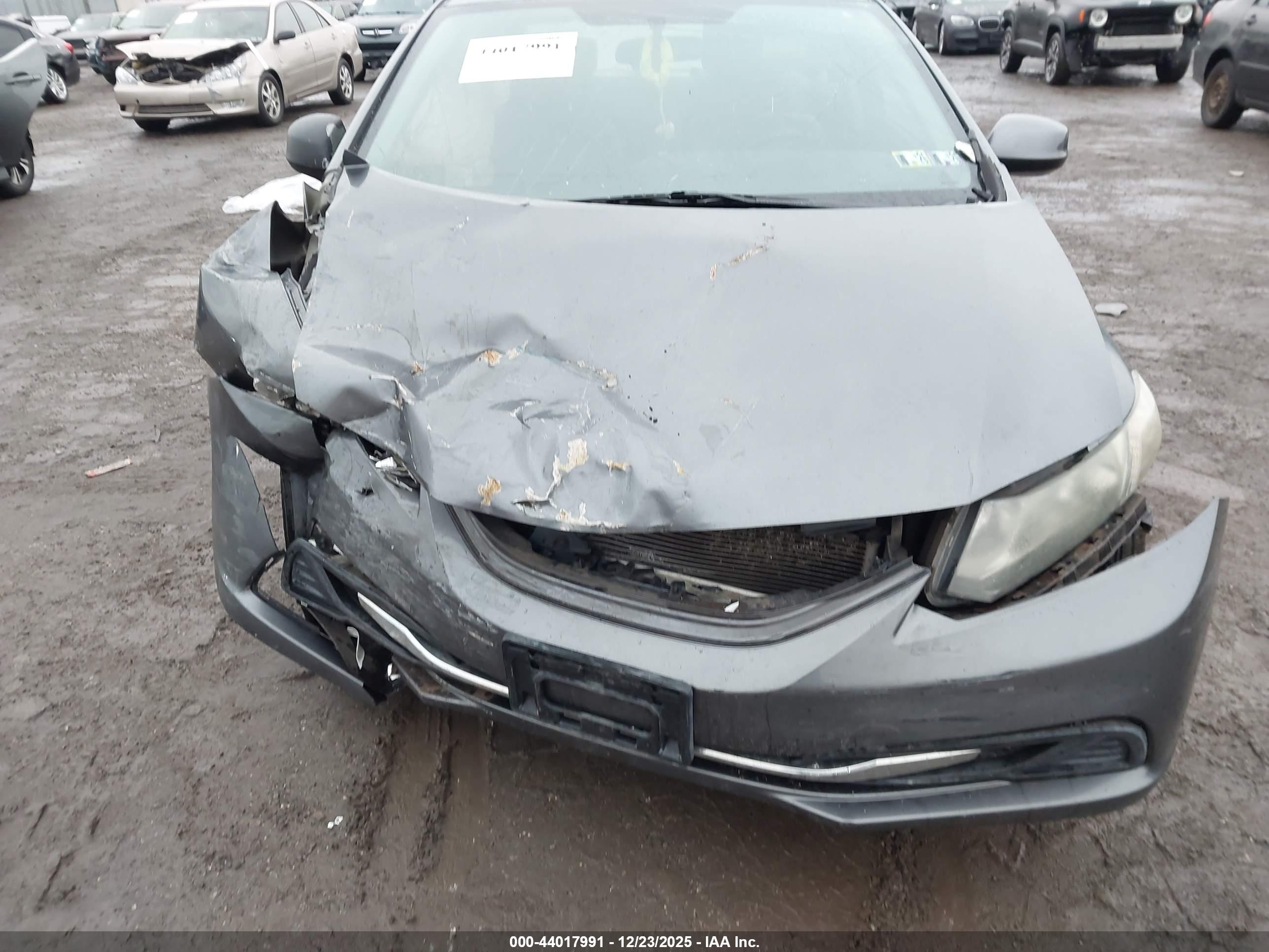 HONDA CIVIC image 10