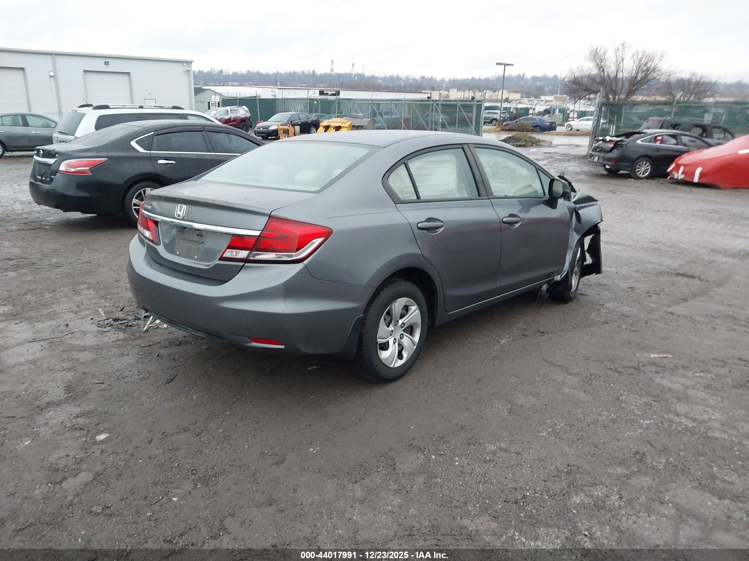 HONDA CIVIC image 4
