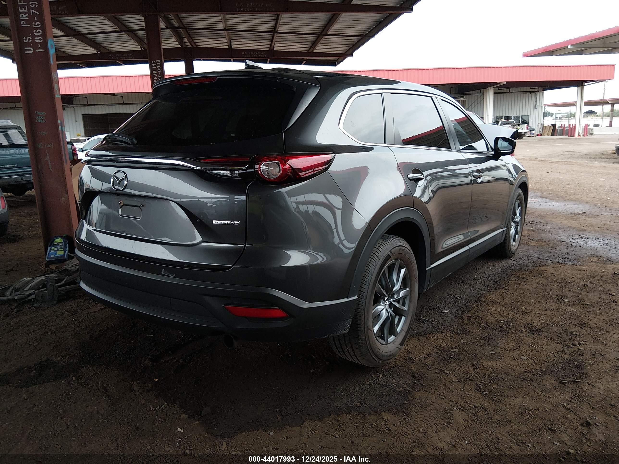 MAZDA CX-9 image 4
