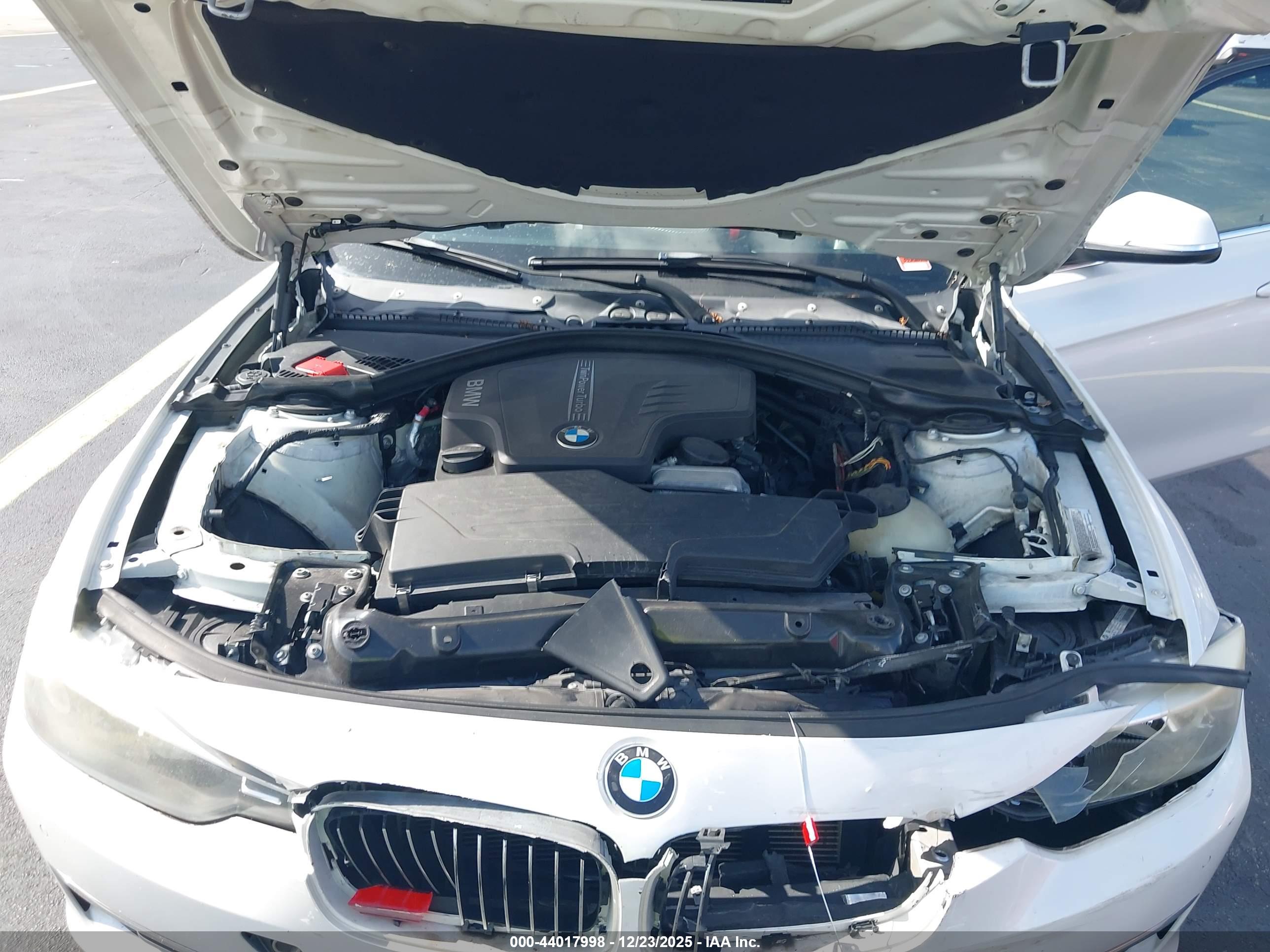 BMW 328I image 10