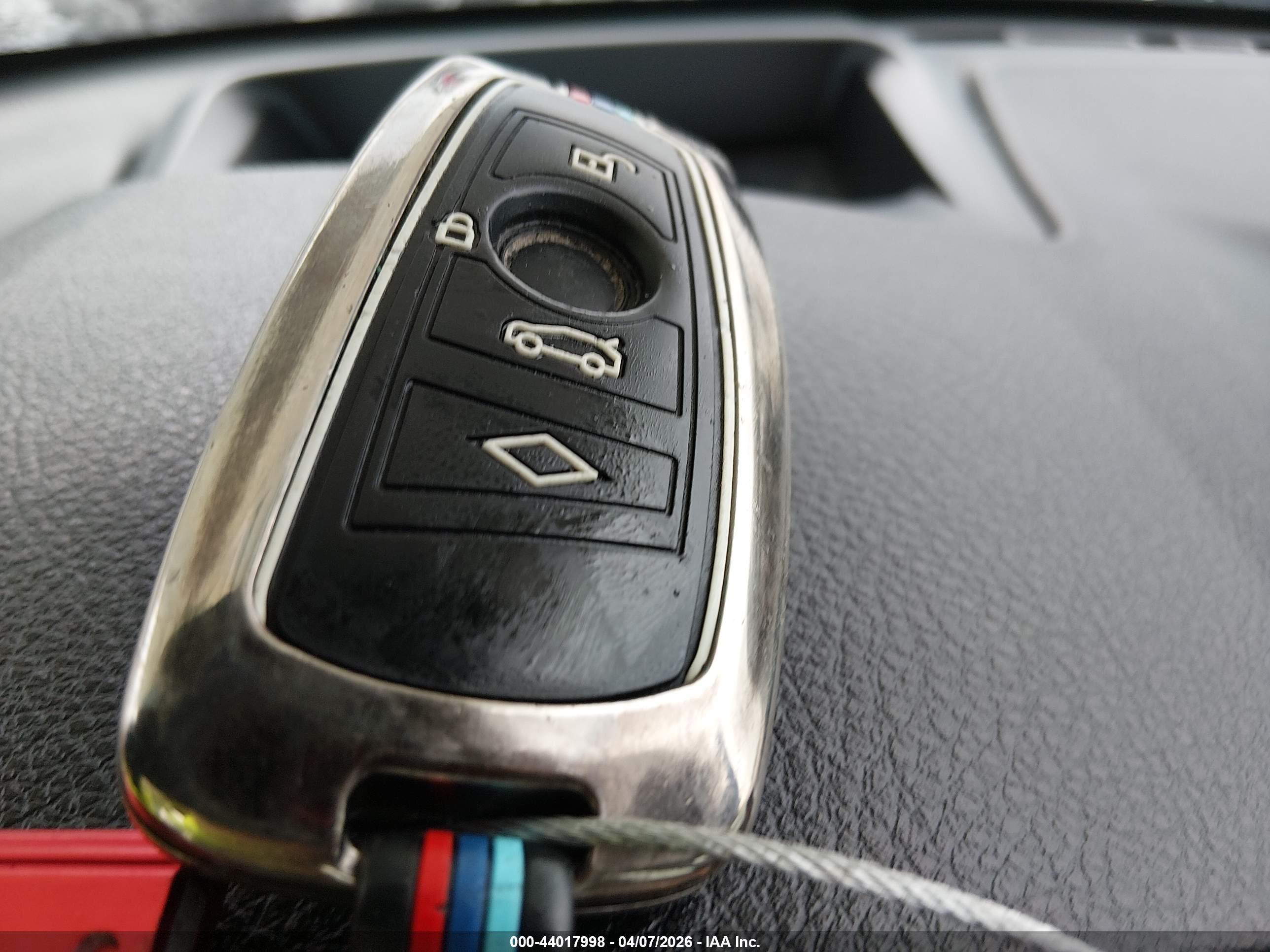BMW 328I image 11