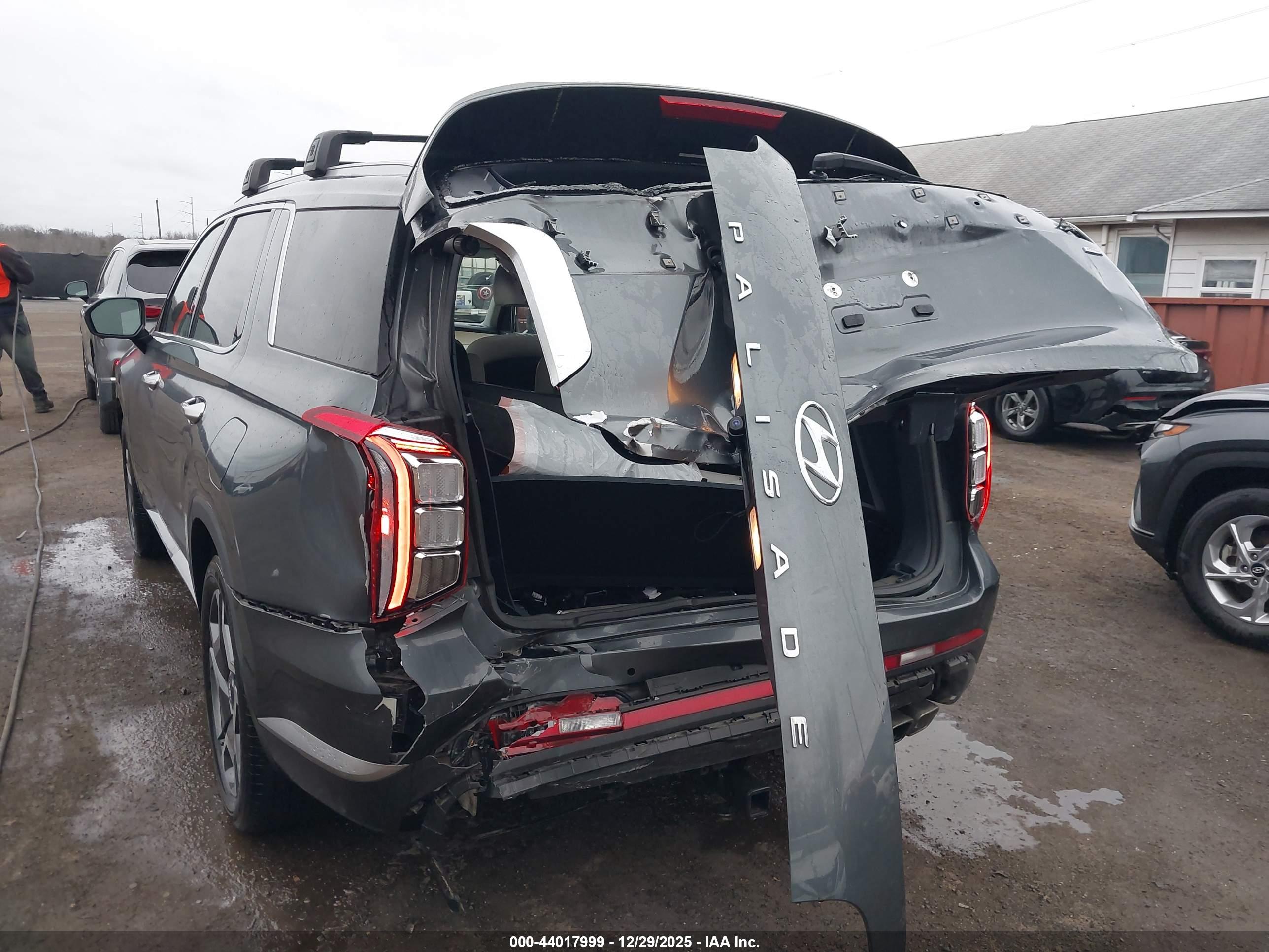 HYUNDAI PALISADE image 6