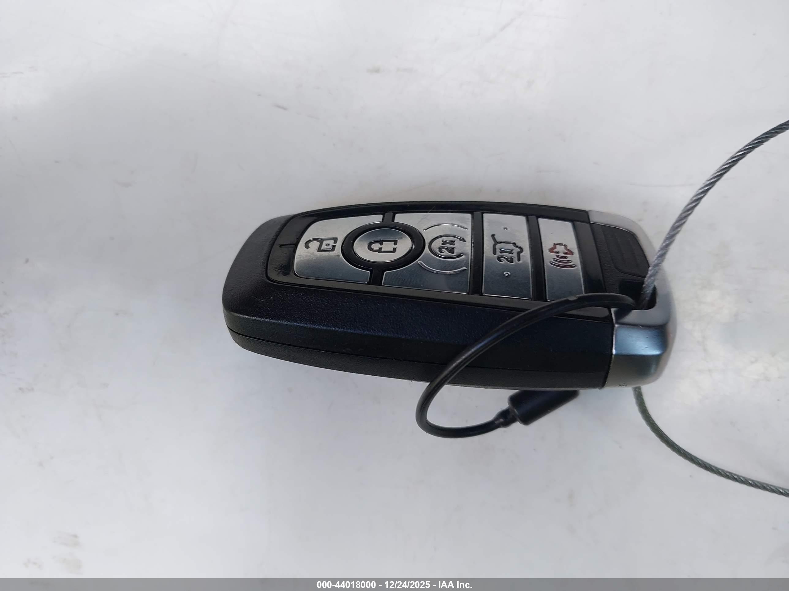 FORD ESCAPE image 11
