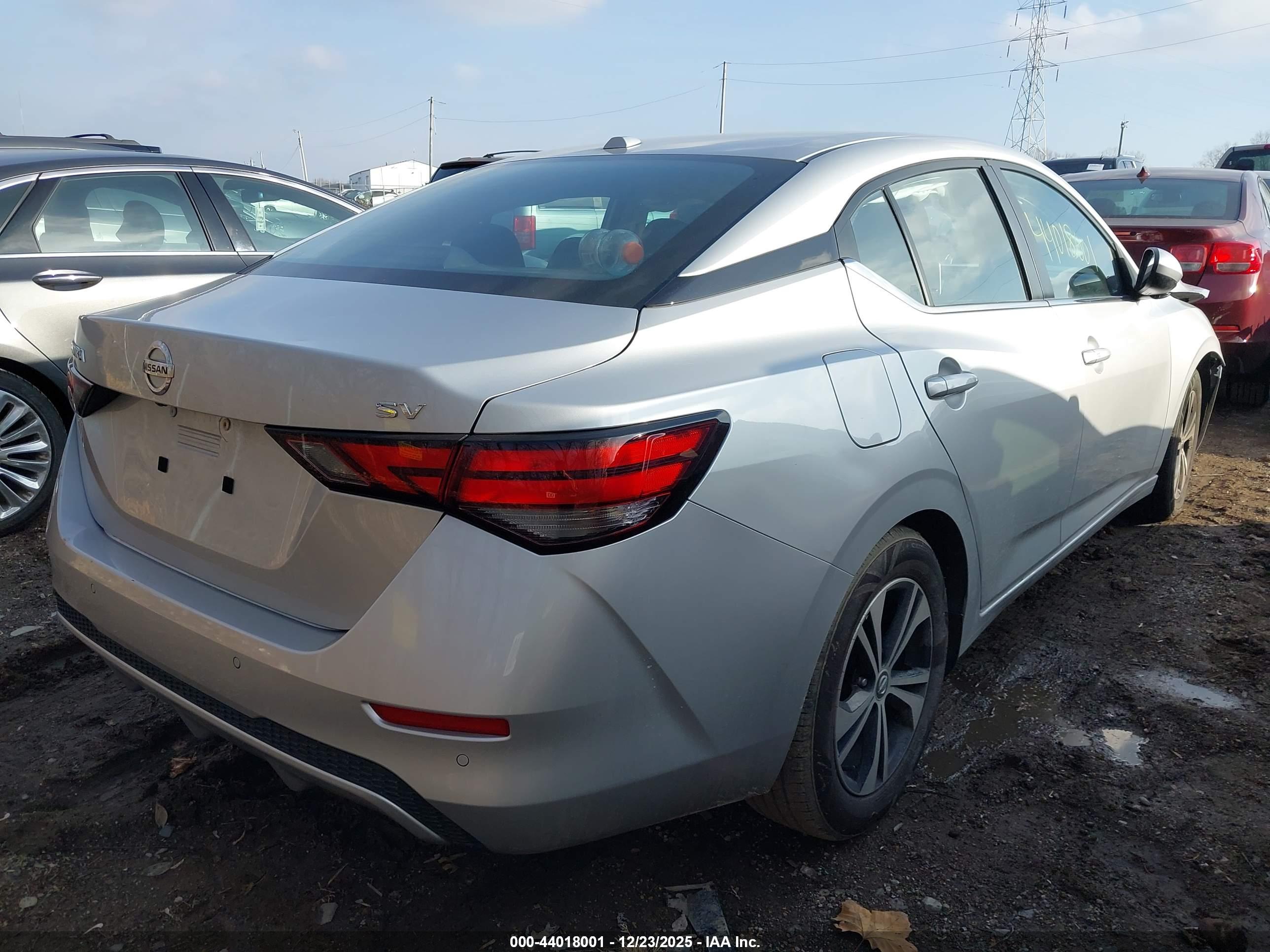 NISSAN SENTRA image 4