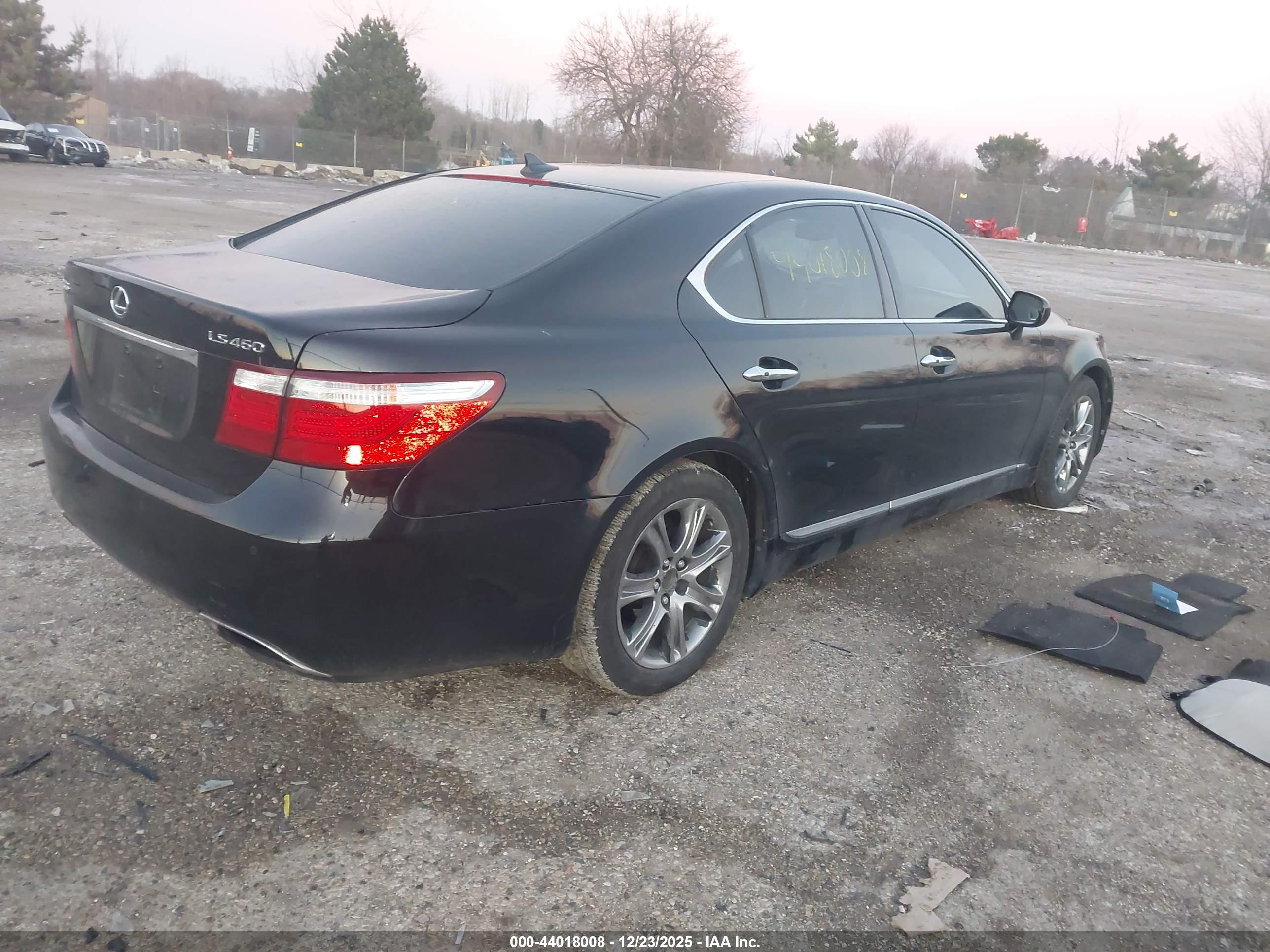 LEXUS LS image 4