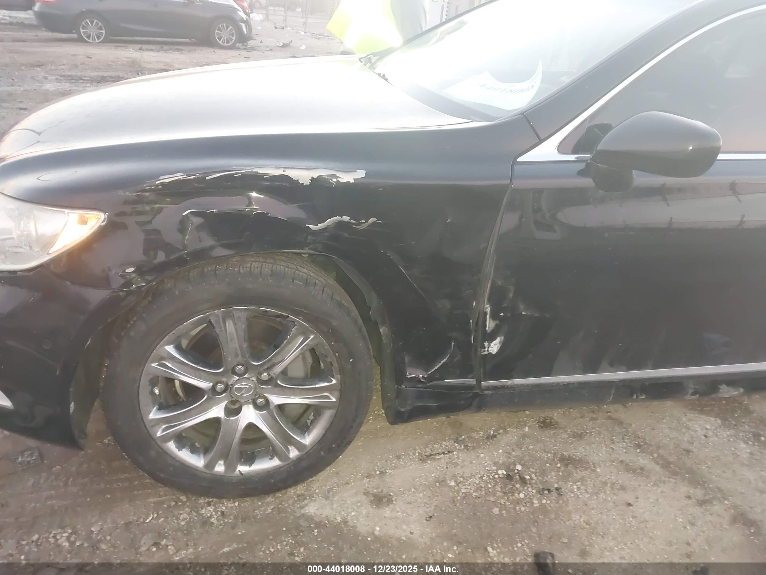 LEXUS LS image 6