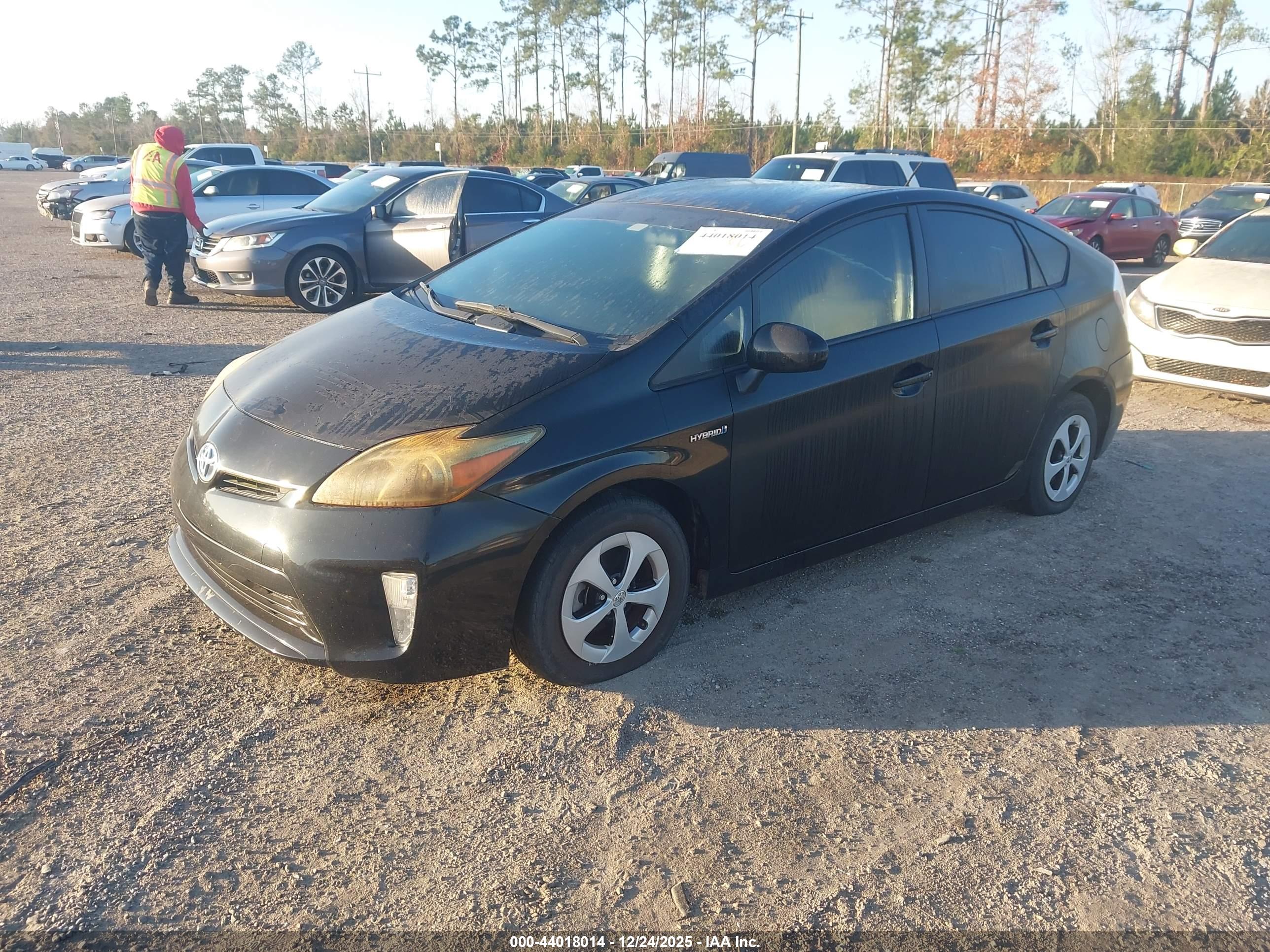TOYOTA PRIUS image 2