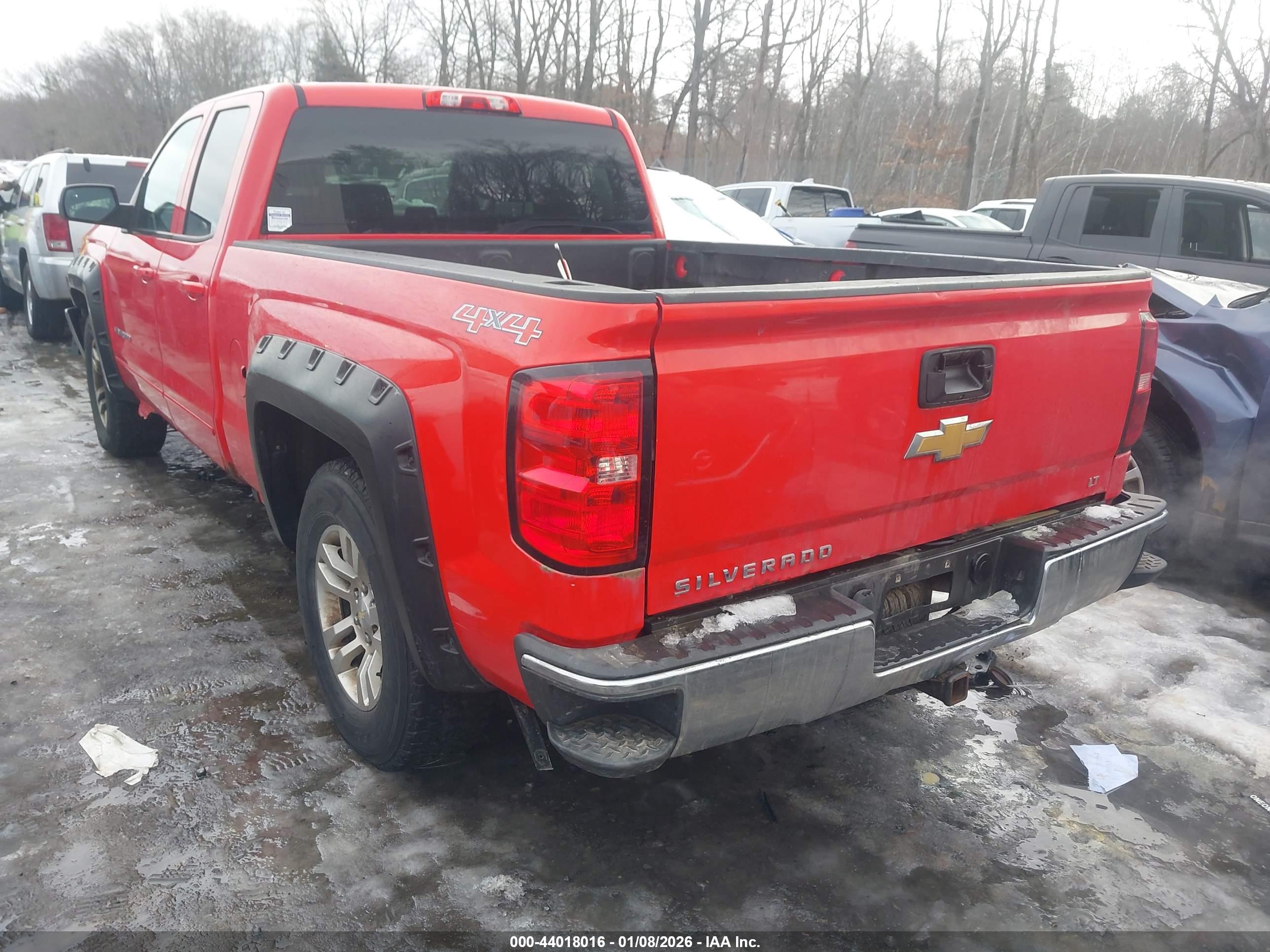 CHEVROLET SILVERADO image 3