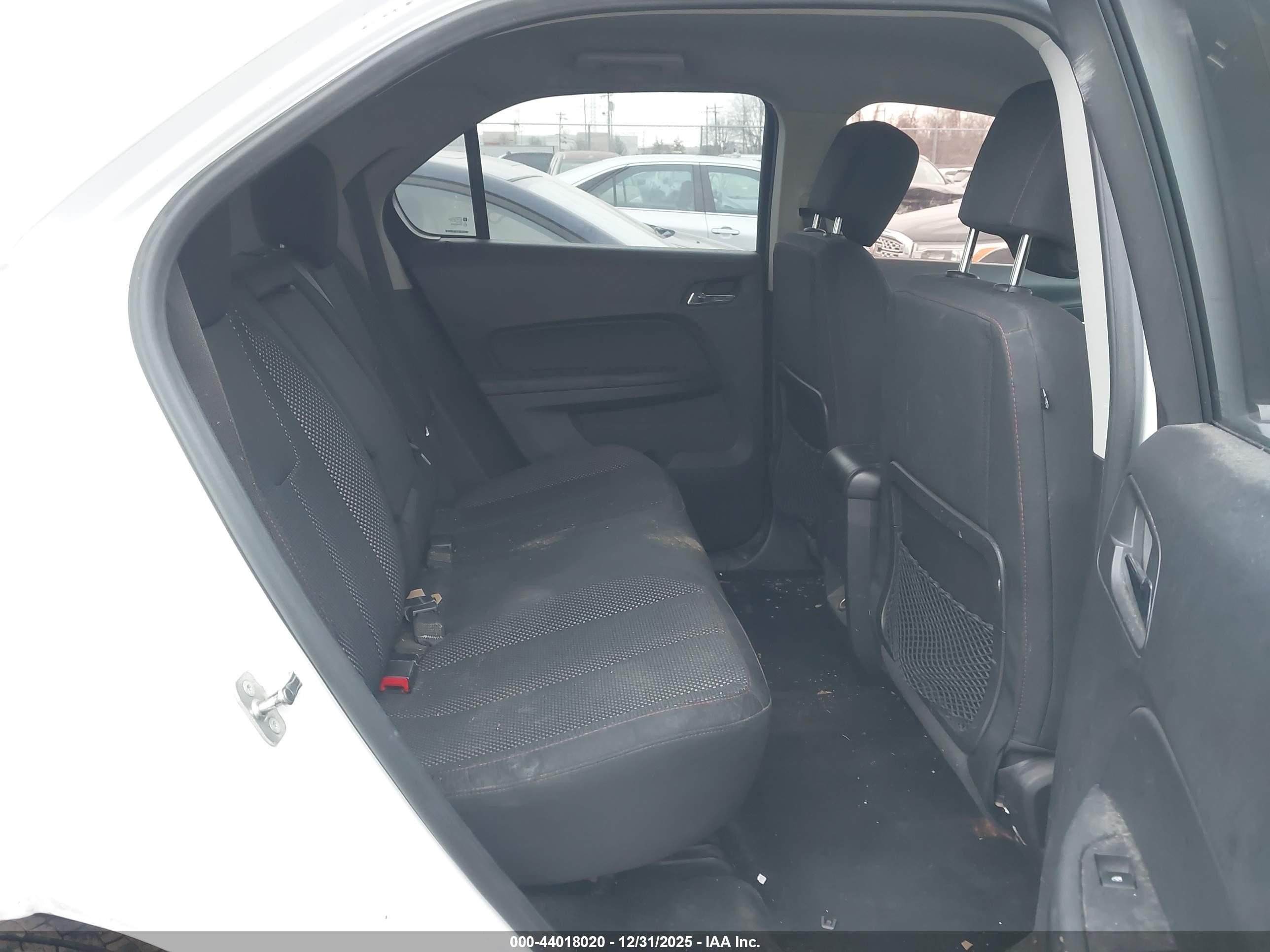 CHEVROLET EQUINOX image 8