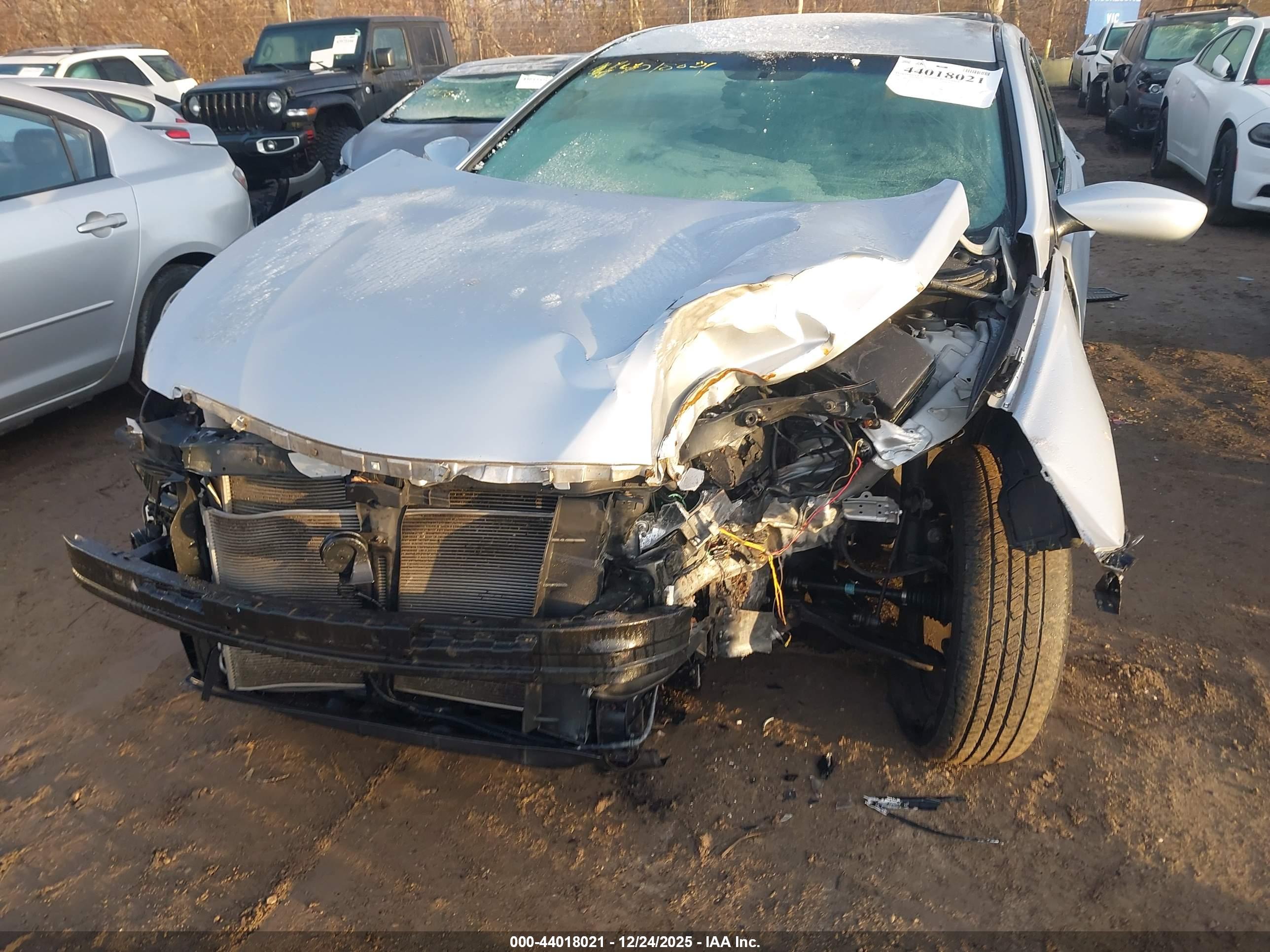 HYUNDAI SONATA image 6