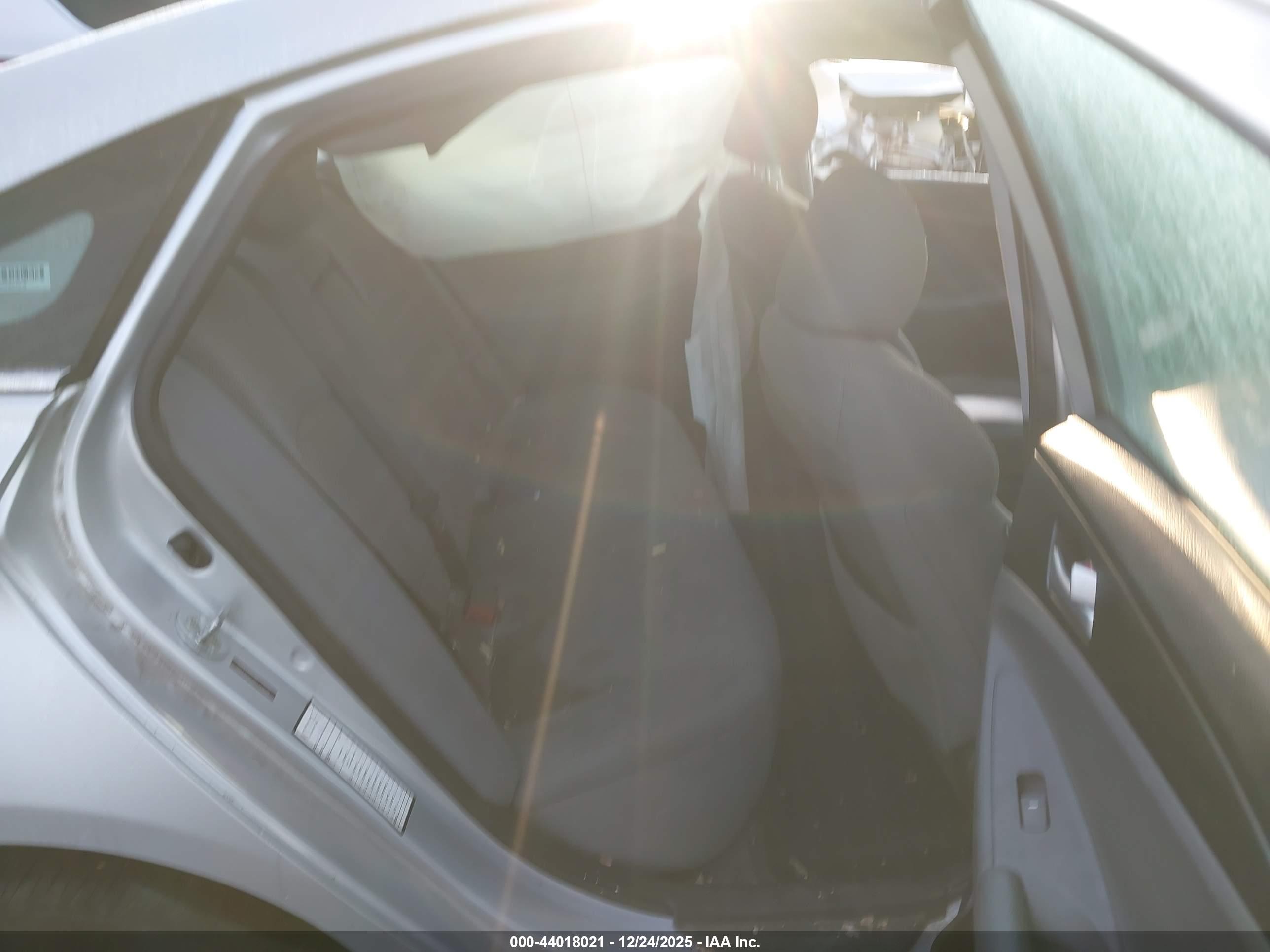 HYUNDAI SONATA image 8