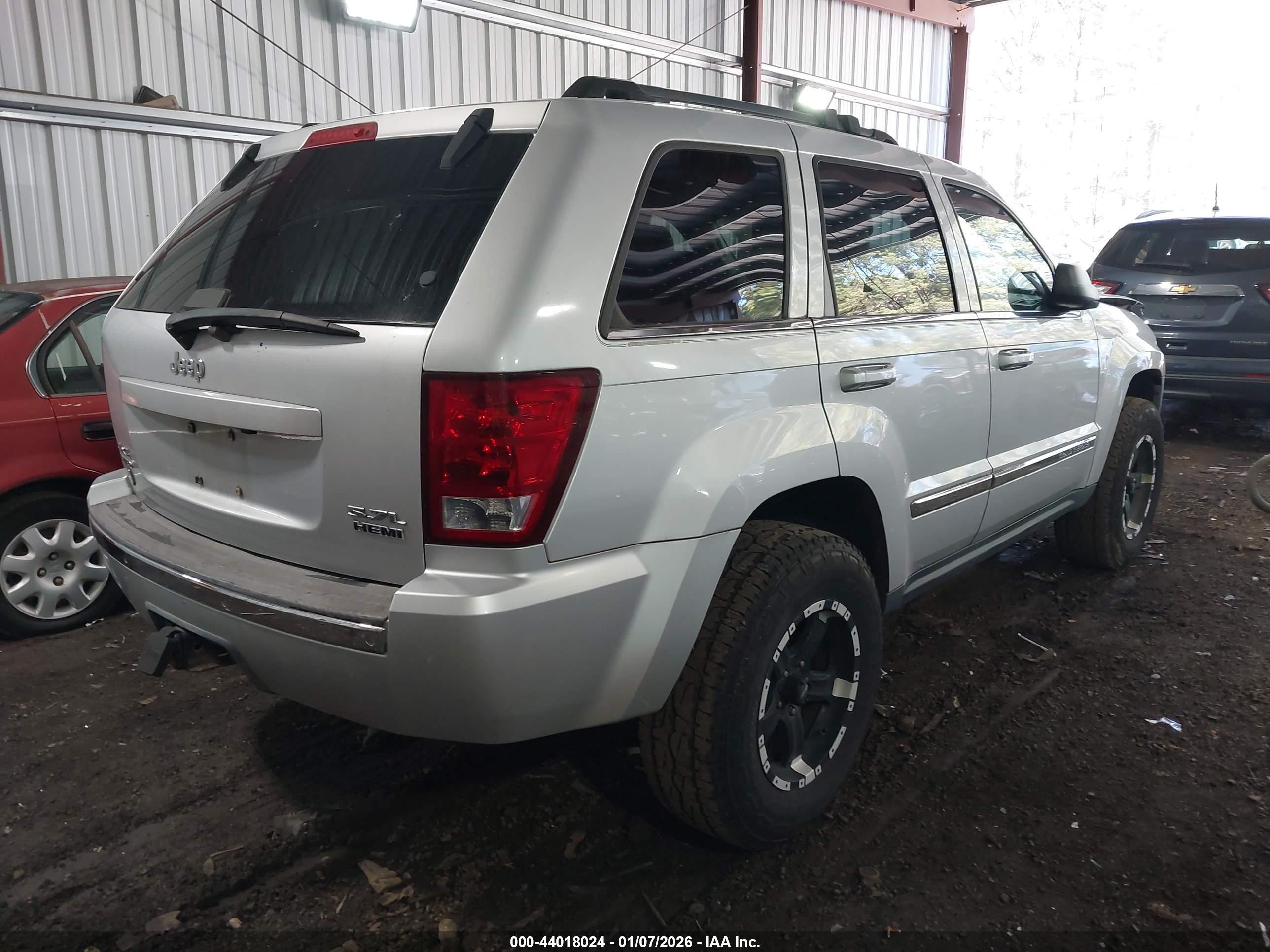 JEEP GRAND image 4