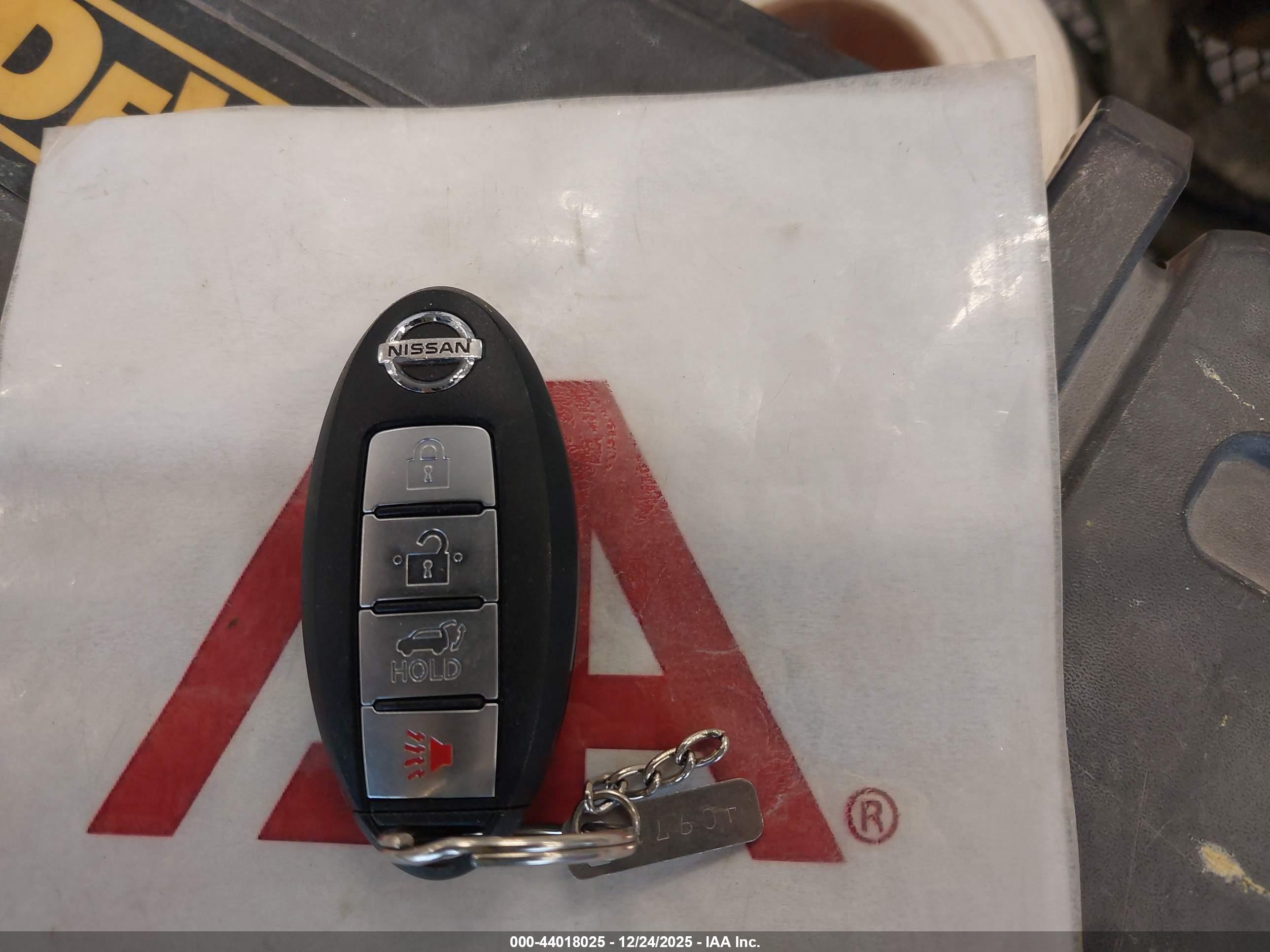 NISSAN ARMADA image 11