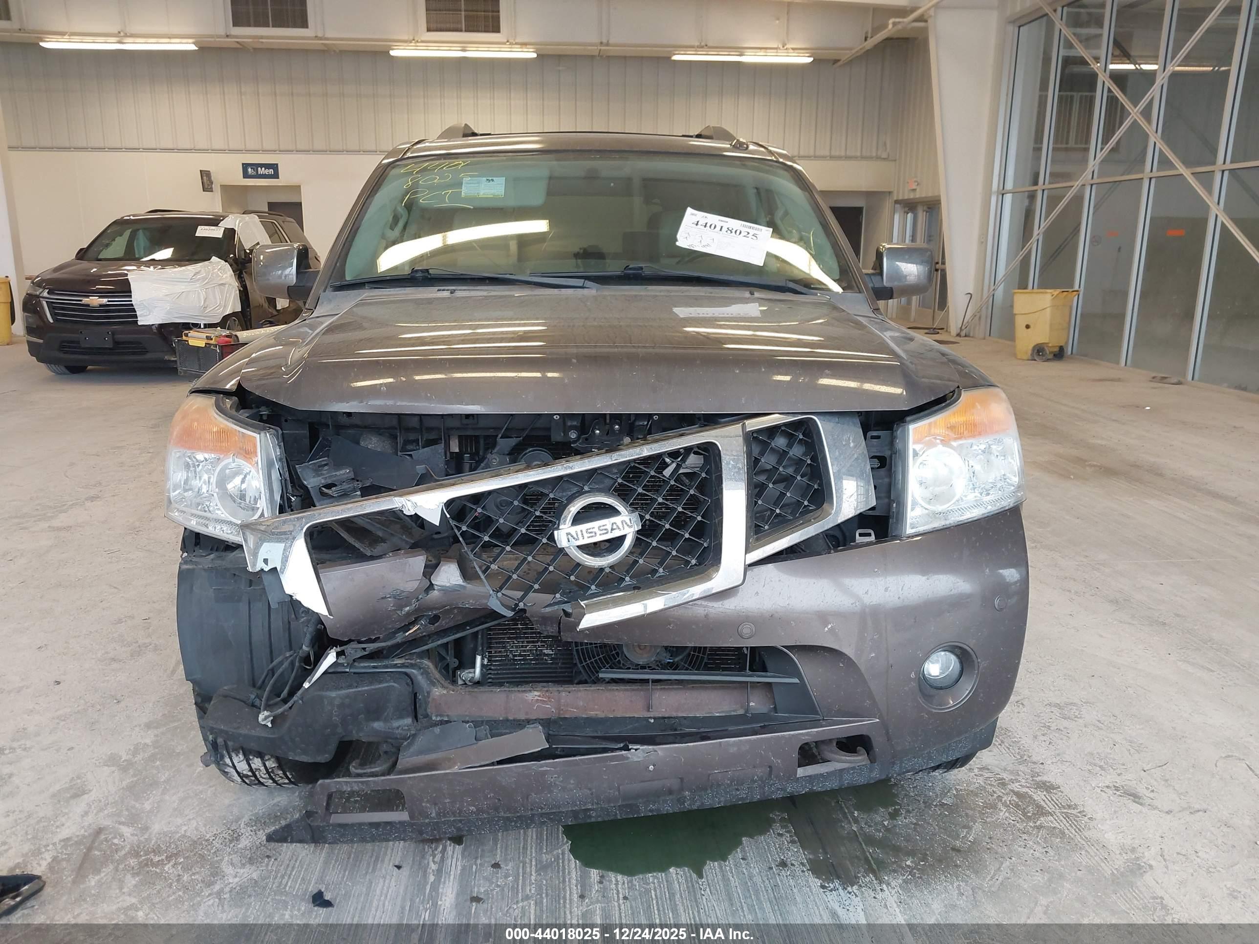NISSAN ARMADA image 6