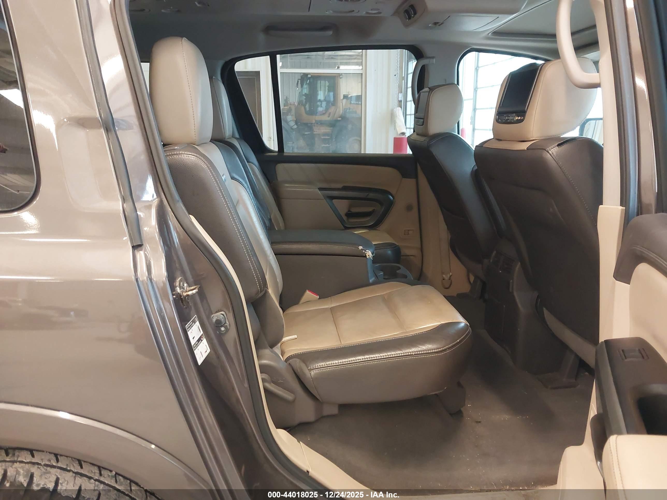 NISSAN ARMADA image 8