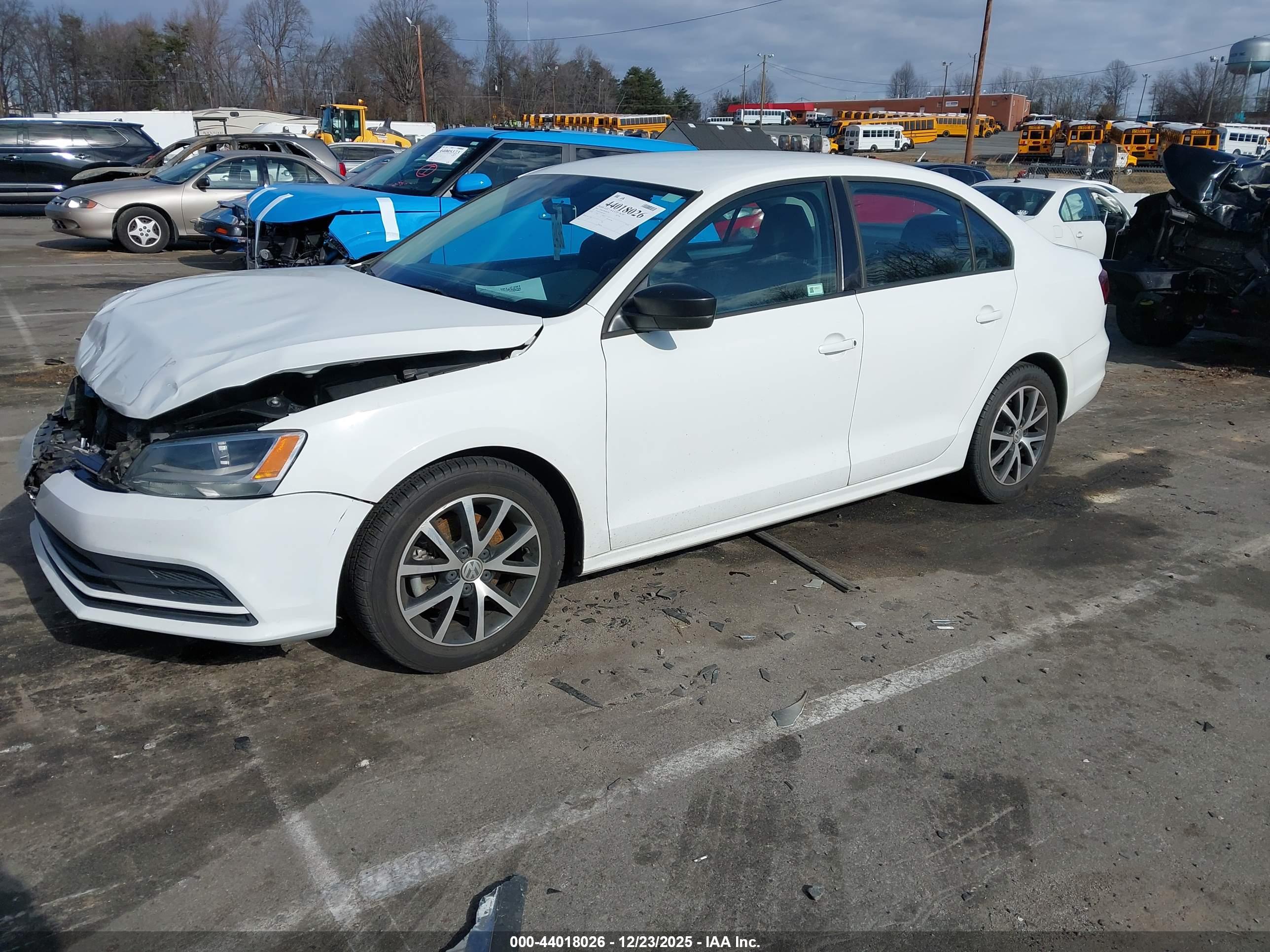 VOLKSWAGEN JETTA image 2