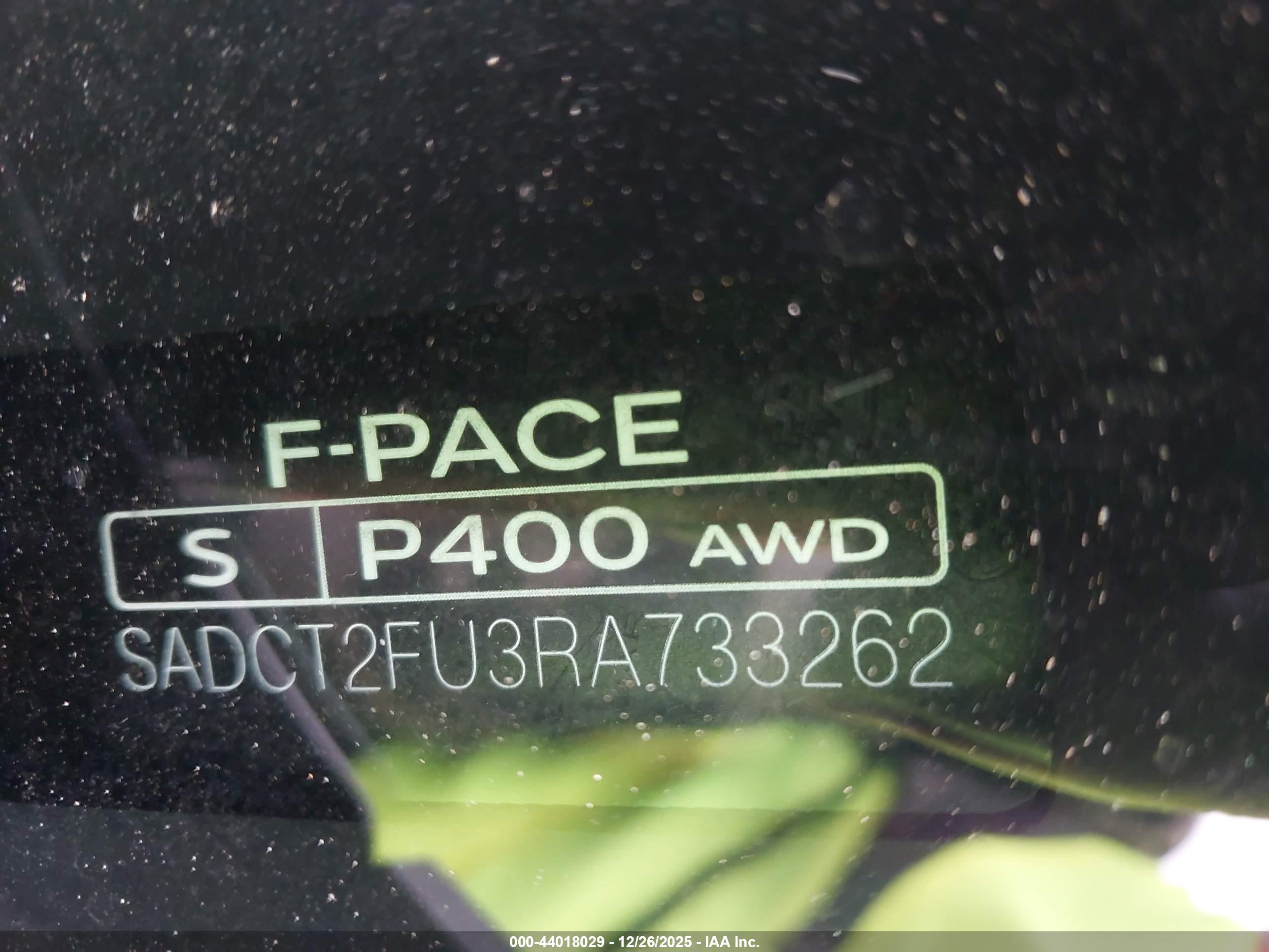 JAGUAR F-PACE image 9