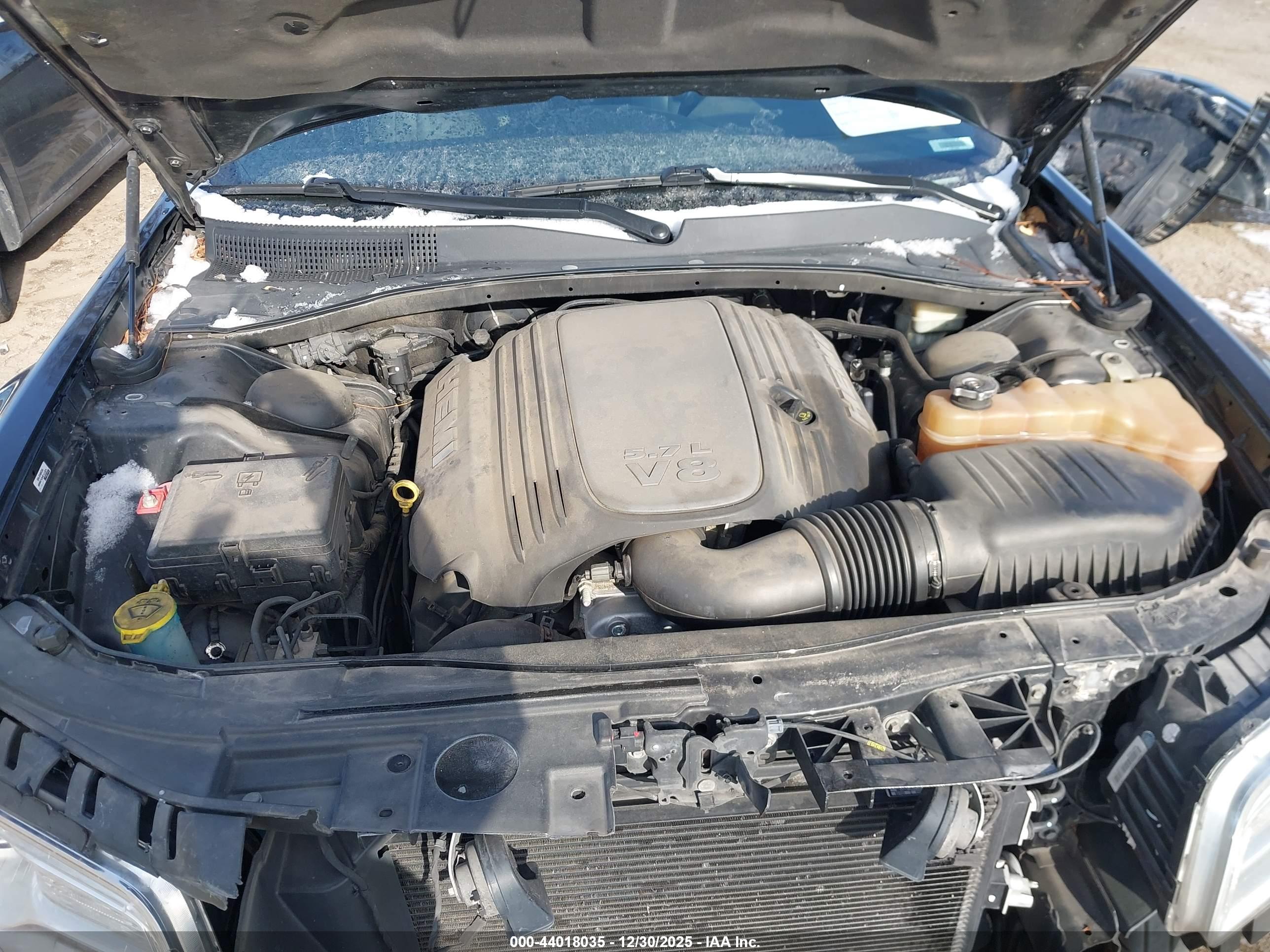 CHRYSLER 300C image 10