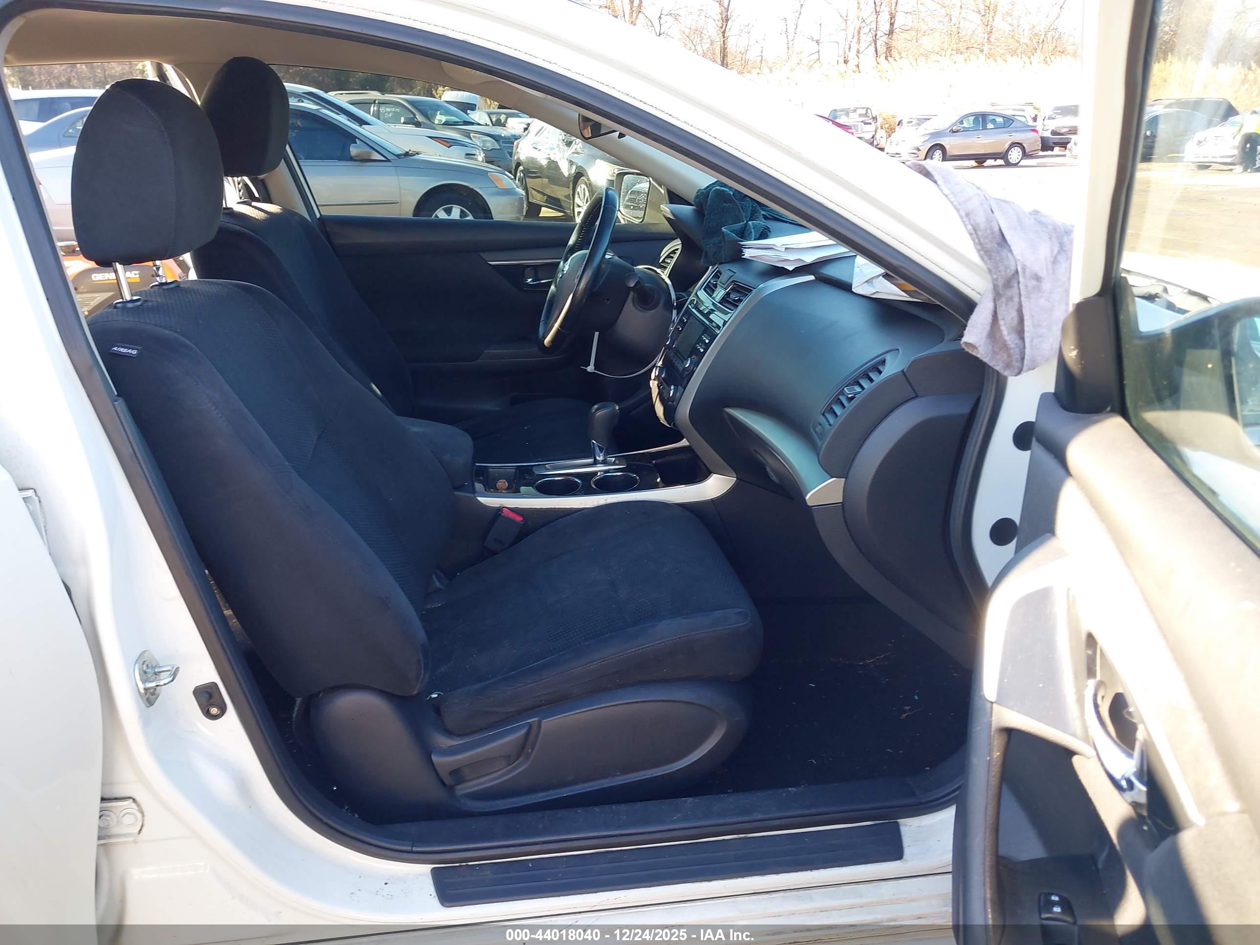 NISSAN ALTIMA image 5