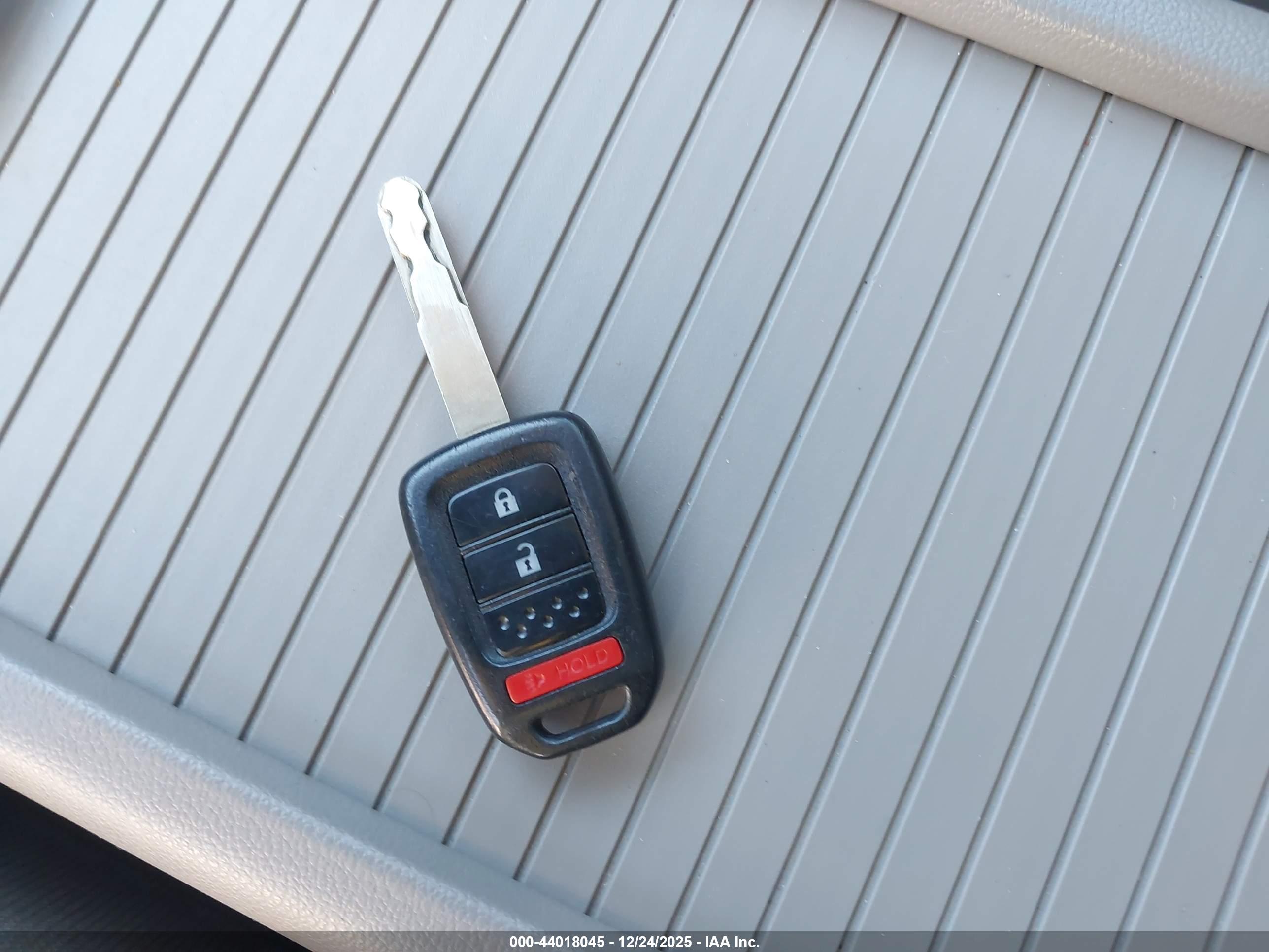 HONDA CR-V image 11