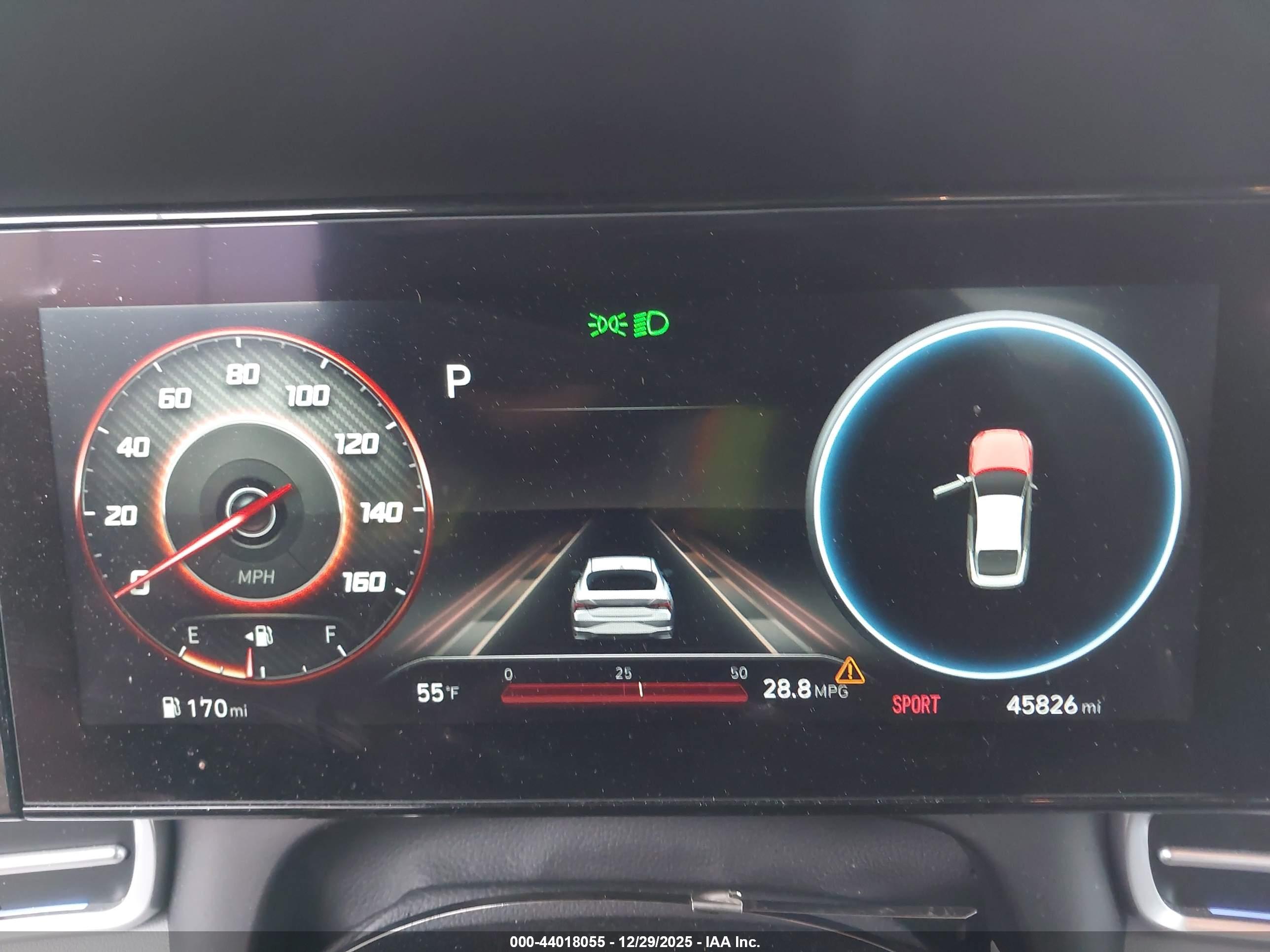 HYUNDAI ELANTRA image 7