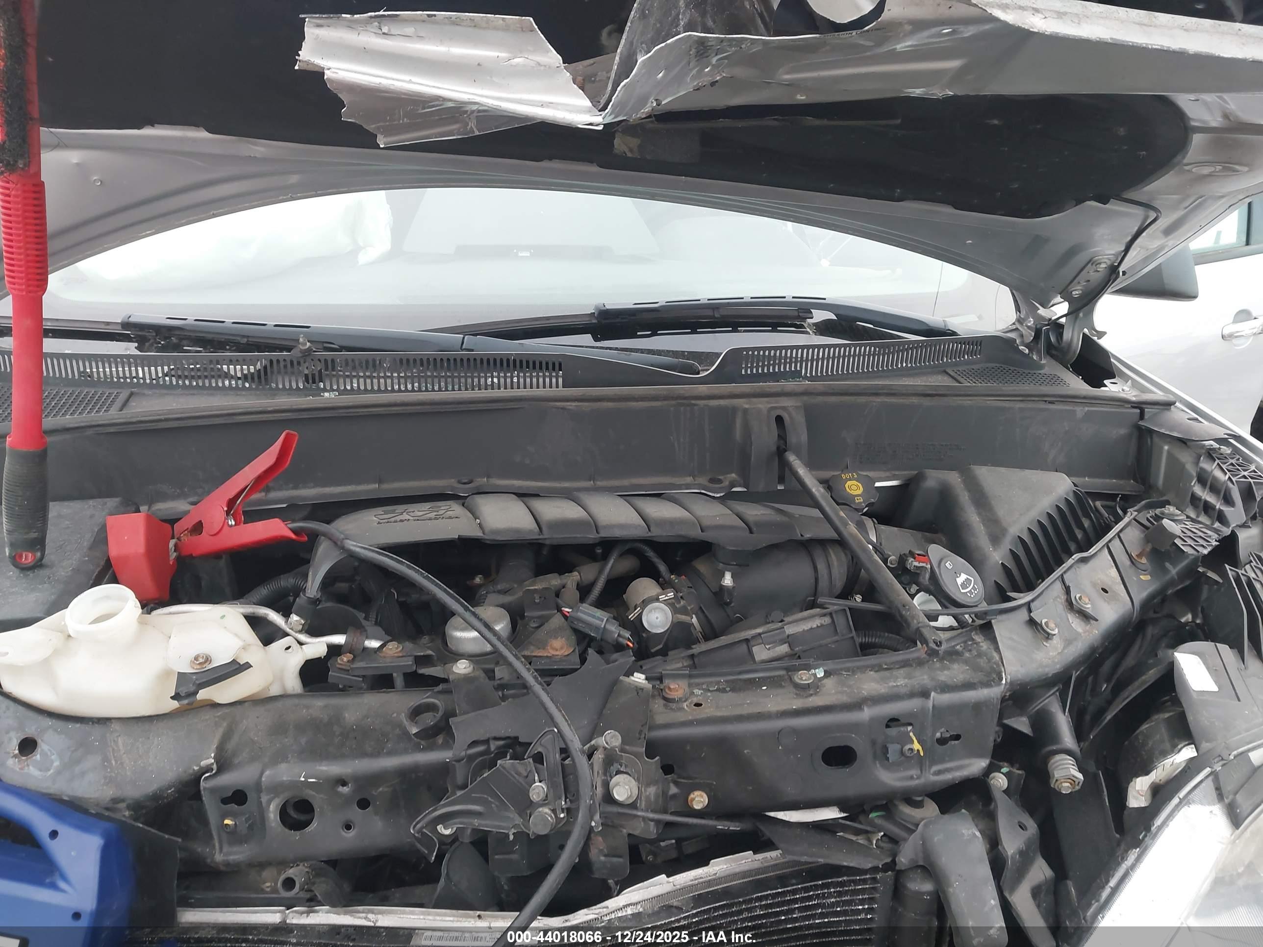 CHEVROLET TRAVERSE image 10