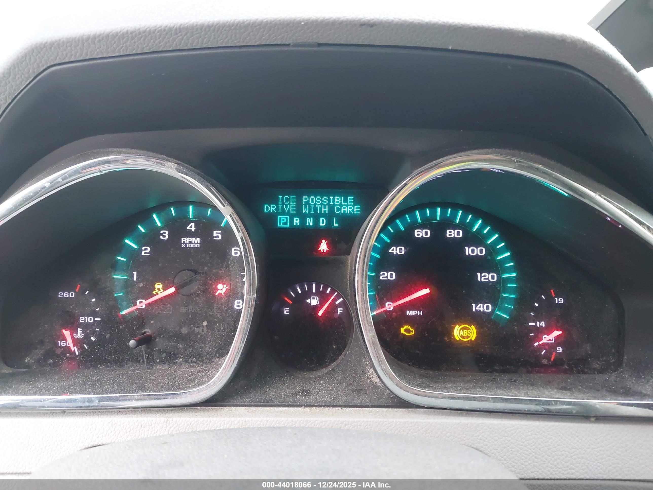 CHEVROLET TRAVERSE image 7