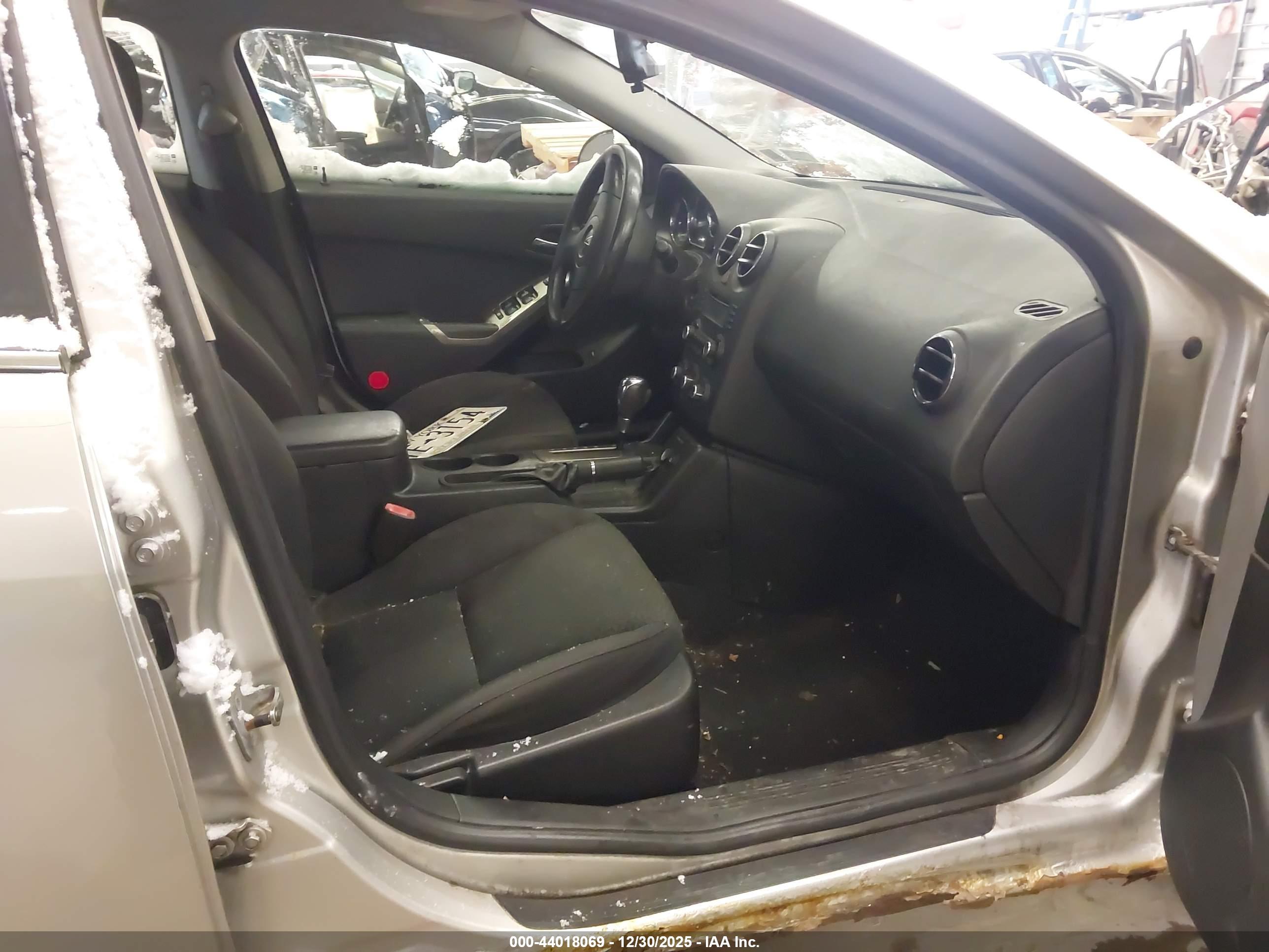 PONTIAC G6 image 5