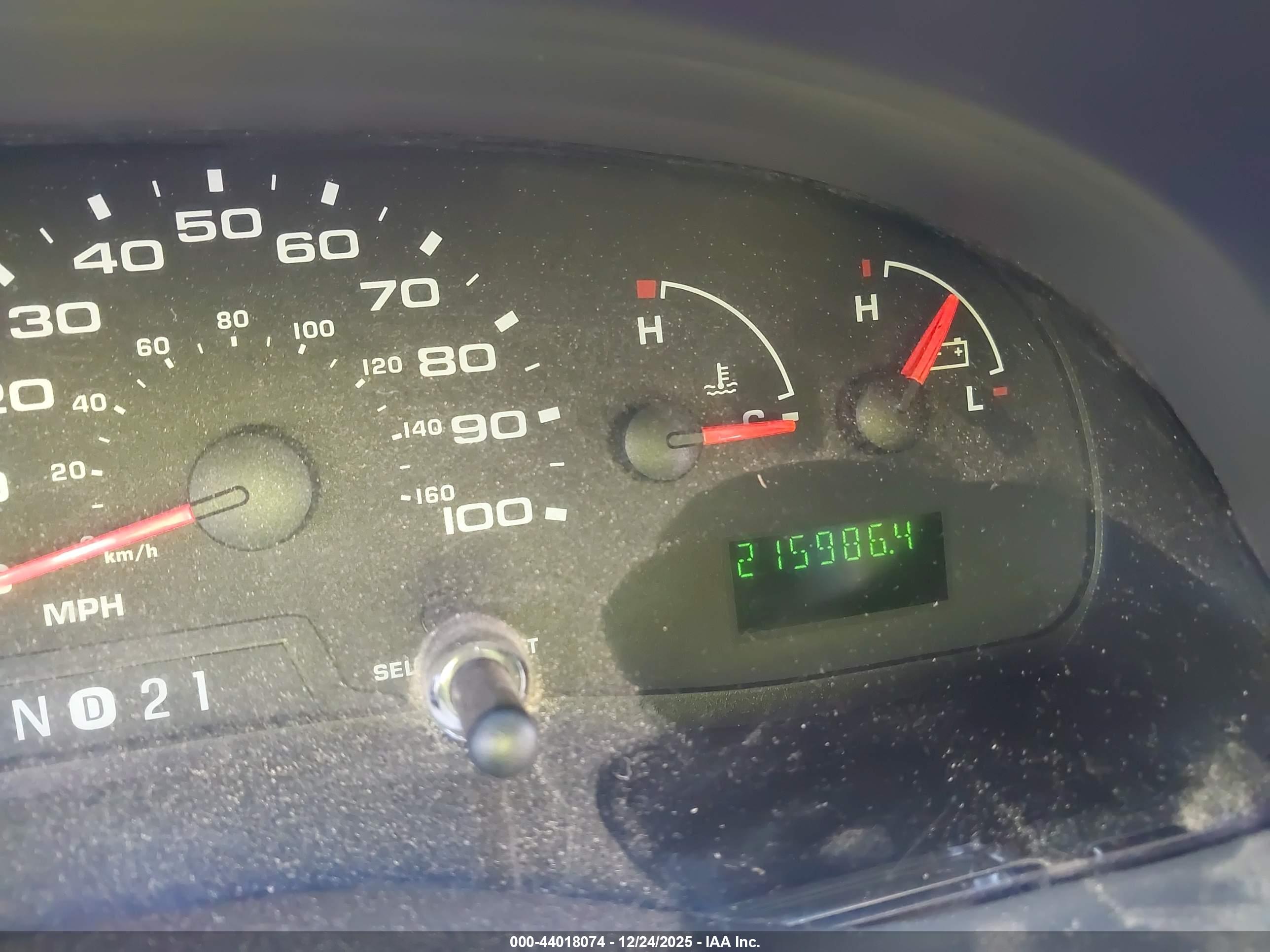 FORD E-250 image 7